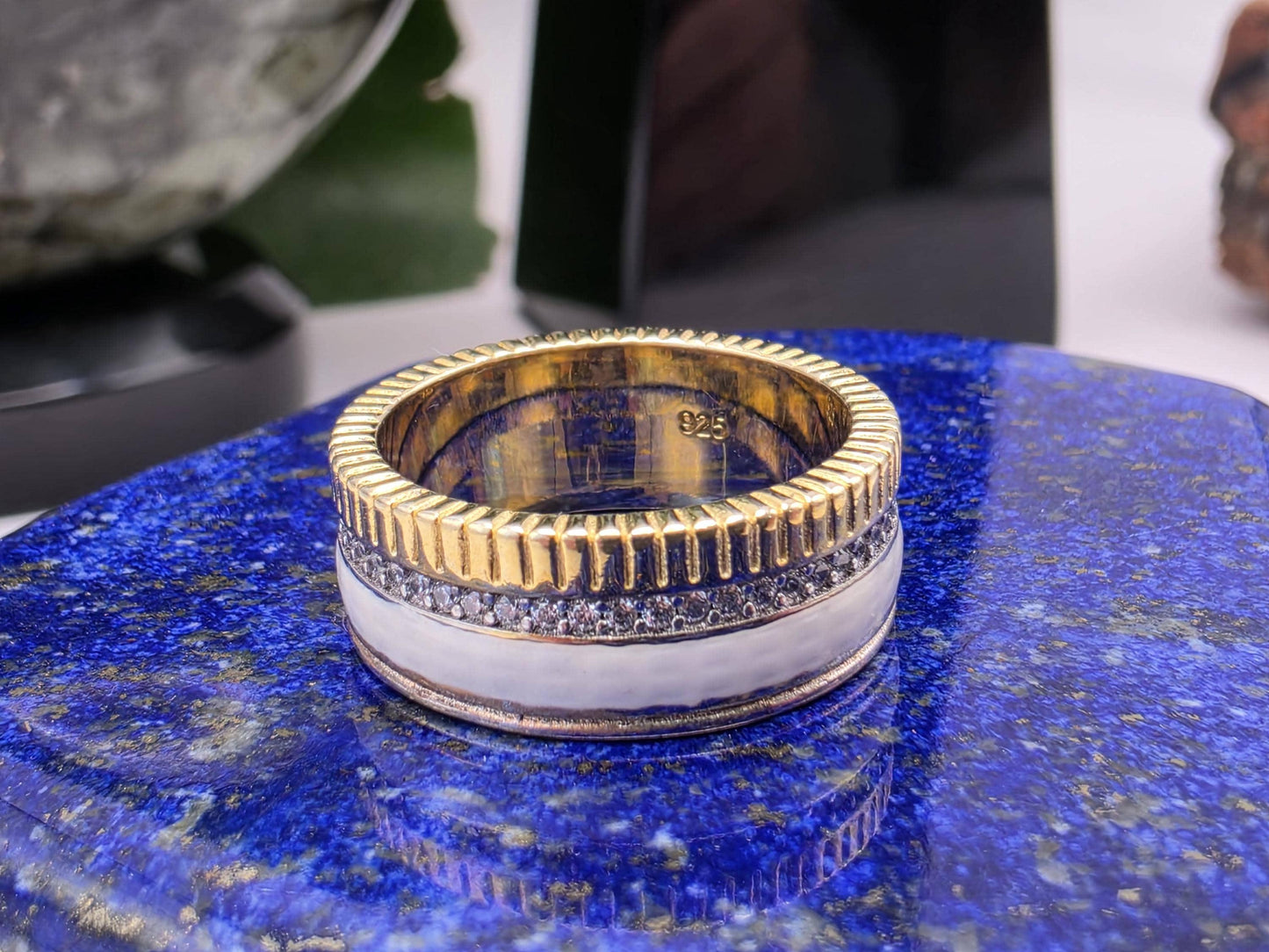 Gold Silver Two Tone Band Ring — Textured Accent Strip Size 7