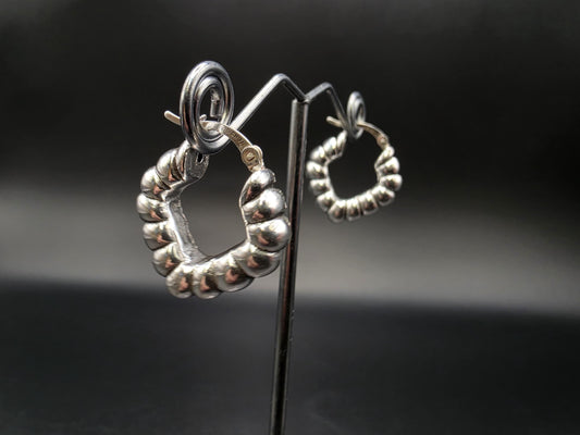 Sterling Silver Puffy Scalloped Heart Hoop Earrings 1 Inch