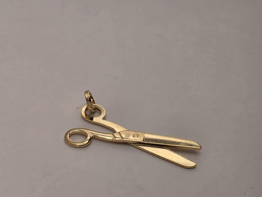 Solid 14K Yellow Gold Scissors Pendant Hairdresser Charm Hair Stylist Barber Cosmetology Jewelry Gift for Stylist Salon Necklace Charm 3D