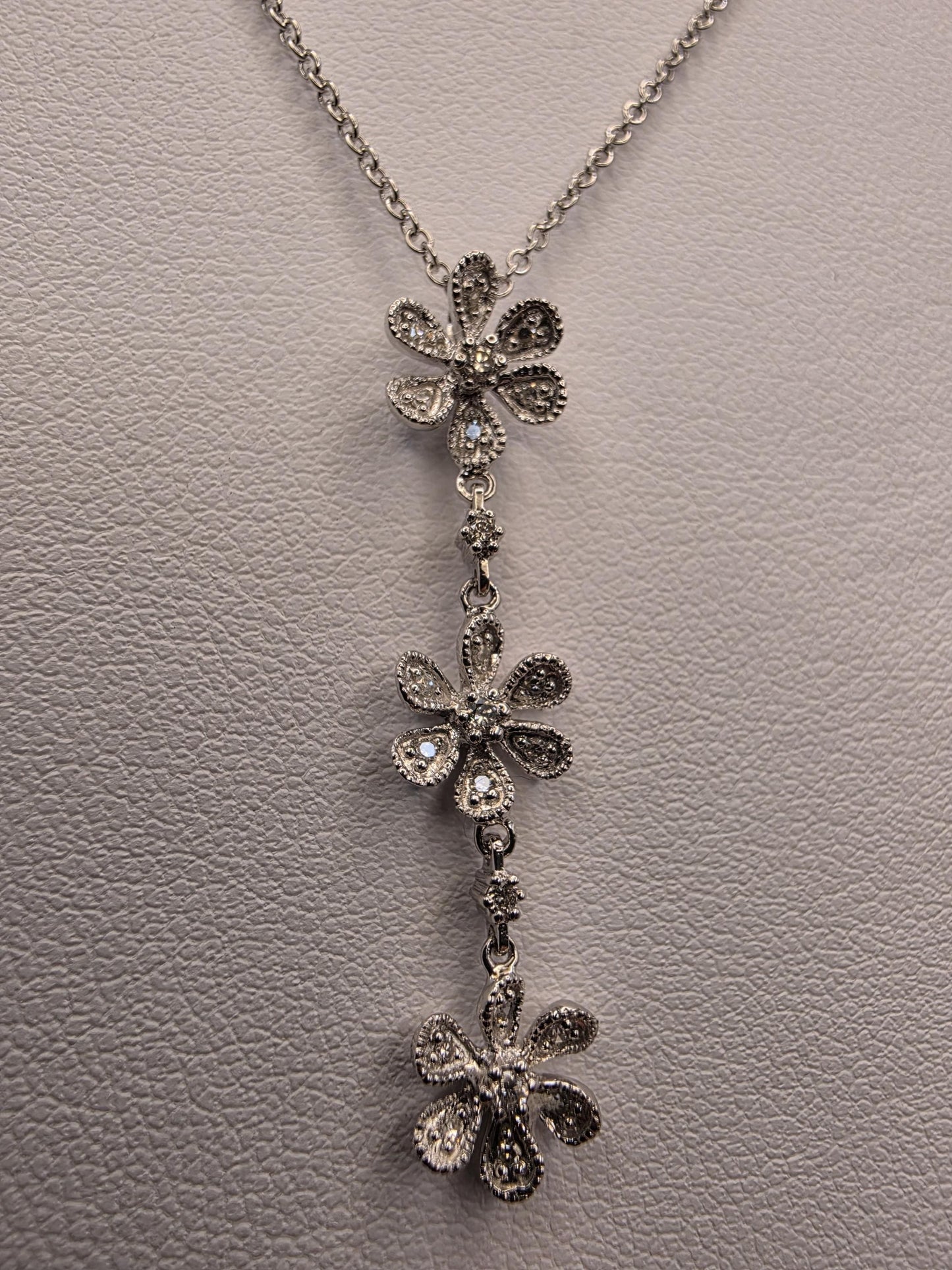 14K White Gold Diamond Flower Drop Necklace Triple Daisy Lariat Pendant Floral Pave Diamond Y Necklace Vintage Style Gift for Her 18 Inch