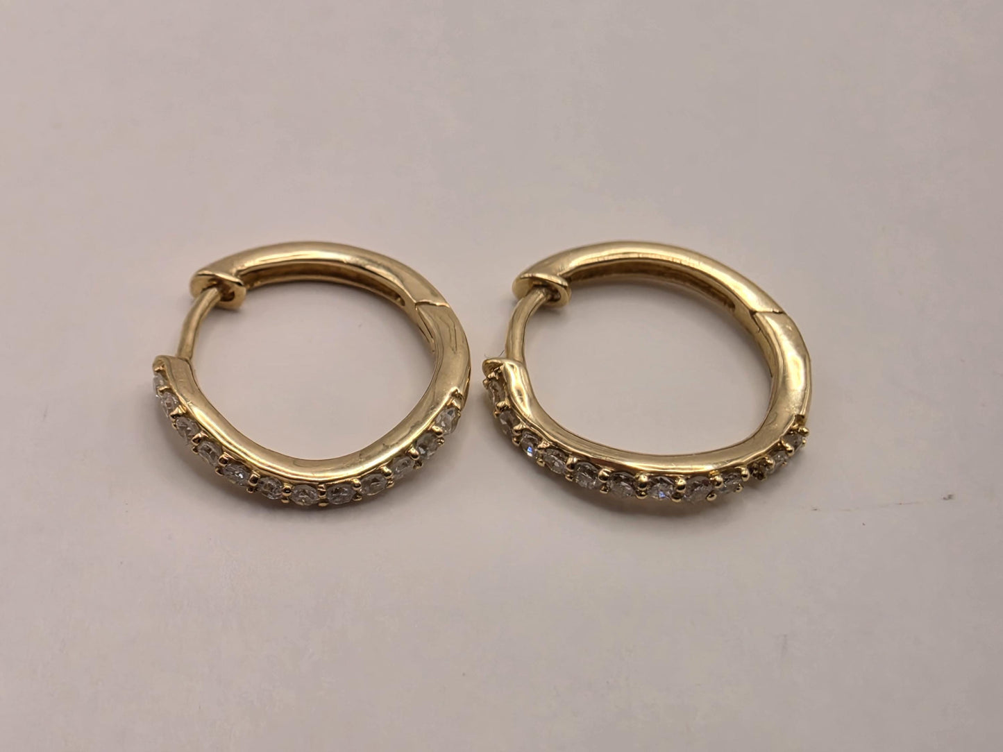 18K Yellow Gold CZ Huggie Hoop Earrings 0.5 Inch 1.3g Cubic Zirconia Solid Gold Fine Jewelry Gift for Her