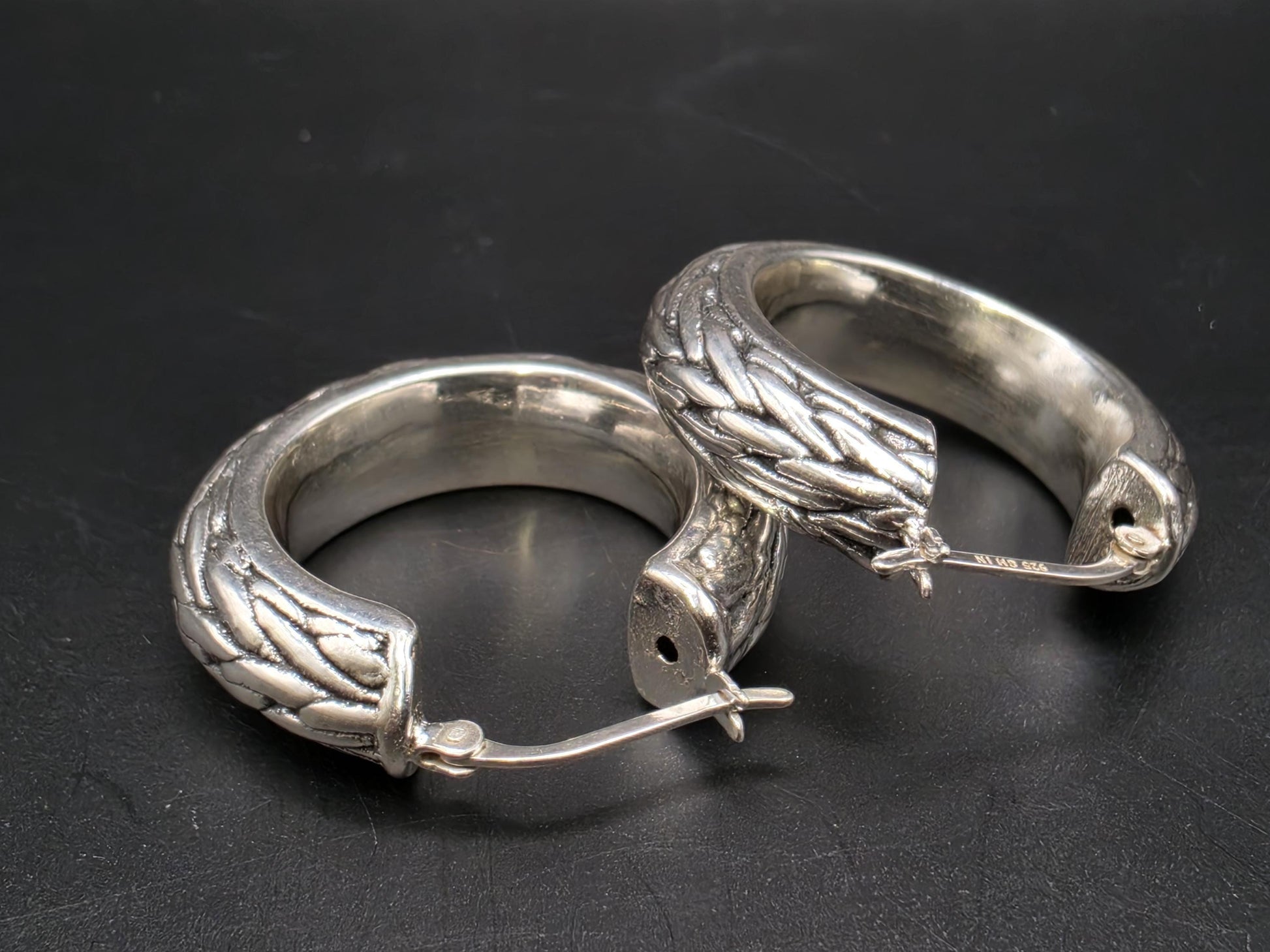 Sterling Silver Chunky Engraved Leaf Hoop Earrings 1 Inch