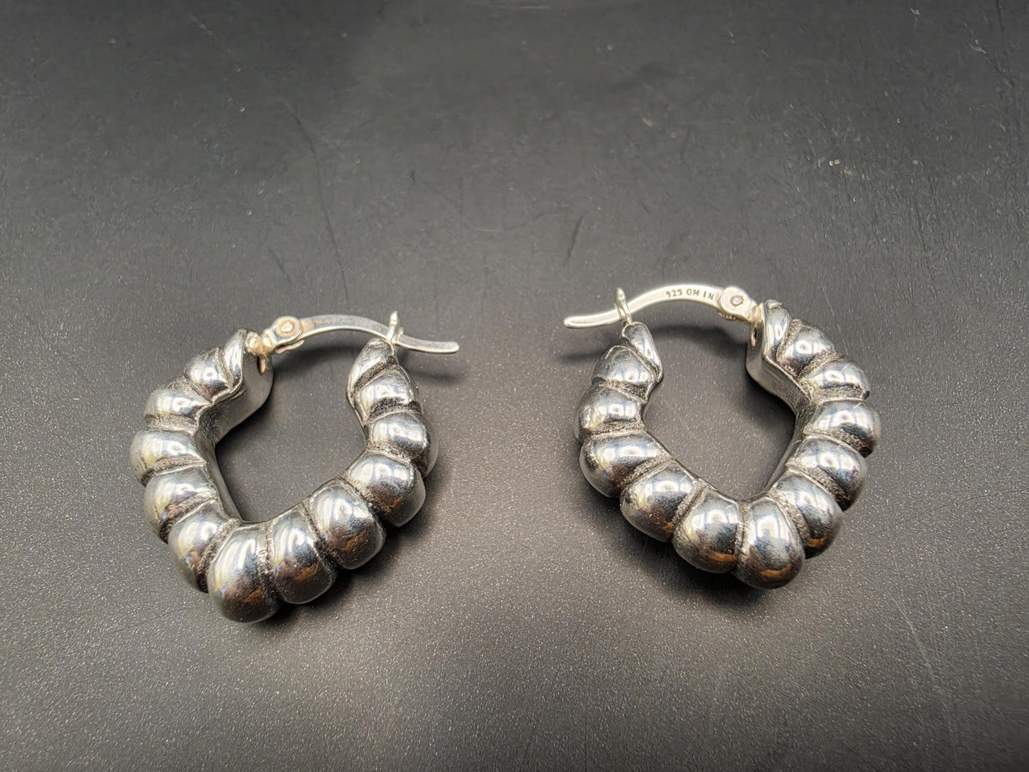 Sterling Silver Puffy Scalloped Heart Hoop Earrings 1 Inch