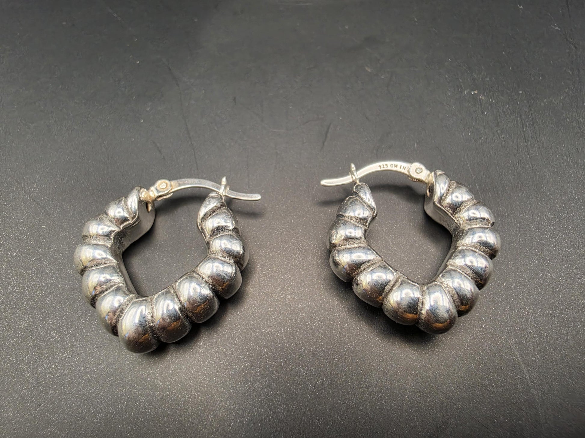 Sterling Silver Puffy Scalloped Heart Hoop Earrings 1 Inch
