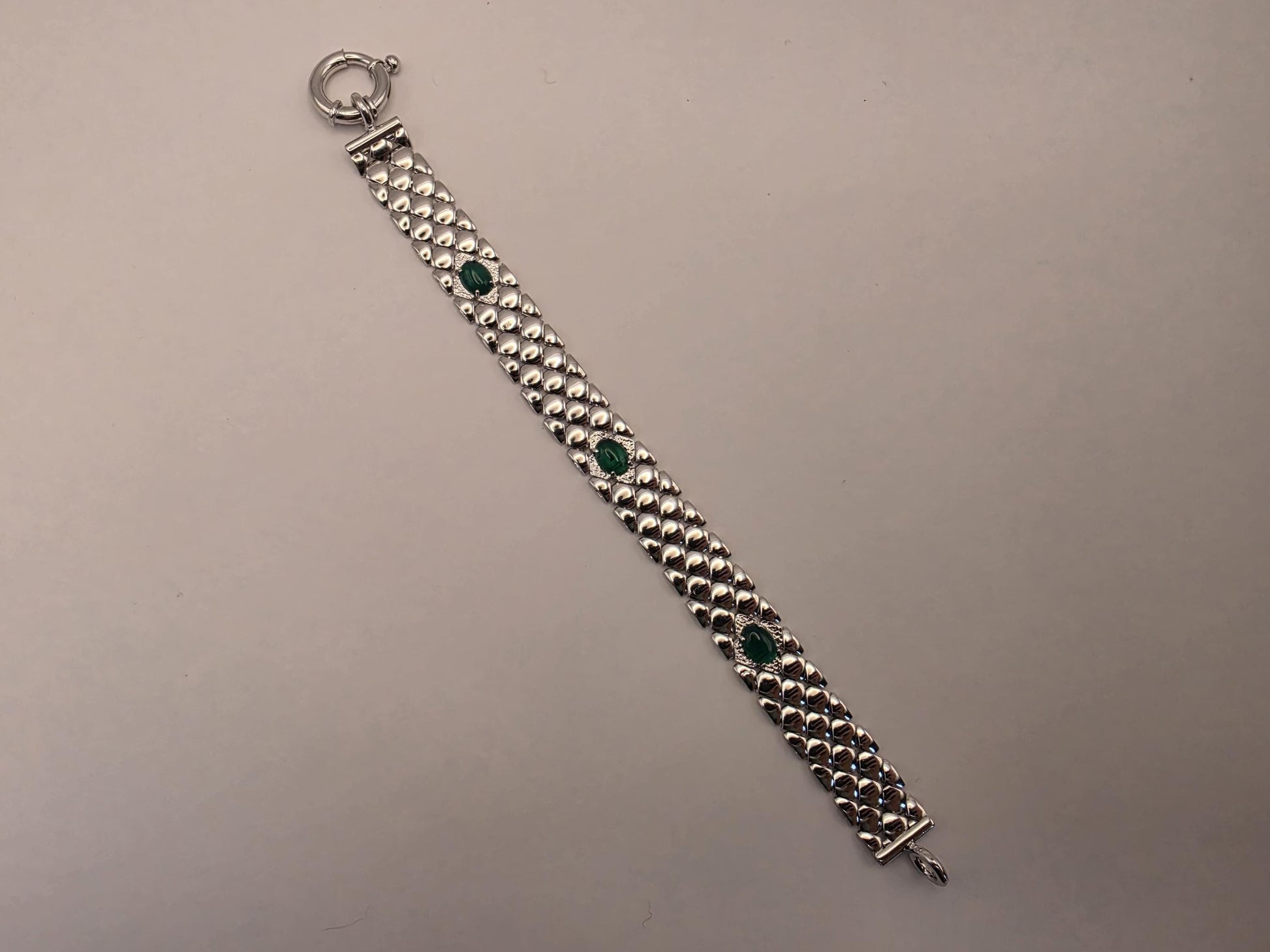 Sterling Silver Scale Mesh Bracelet — Green Cabochon Station Wide Cuff 925
