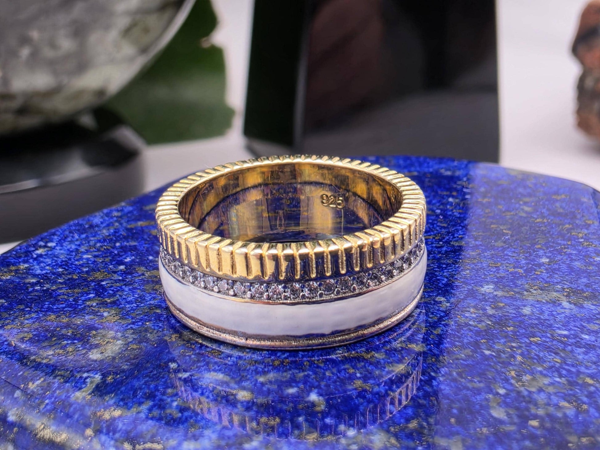 Gold Silver Two Tone Band Ring — Textured Accent Strip Size 7