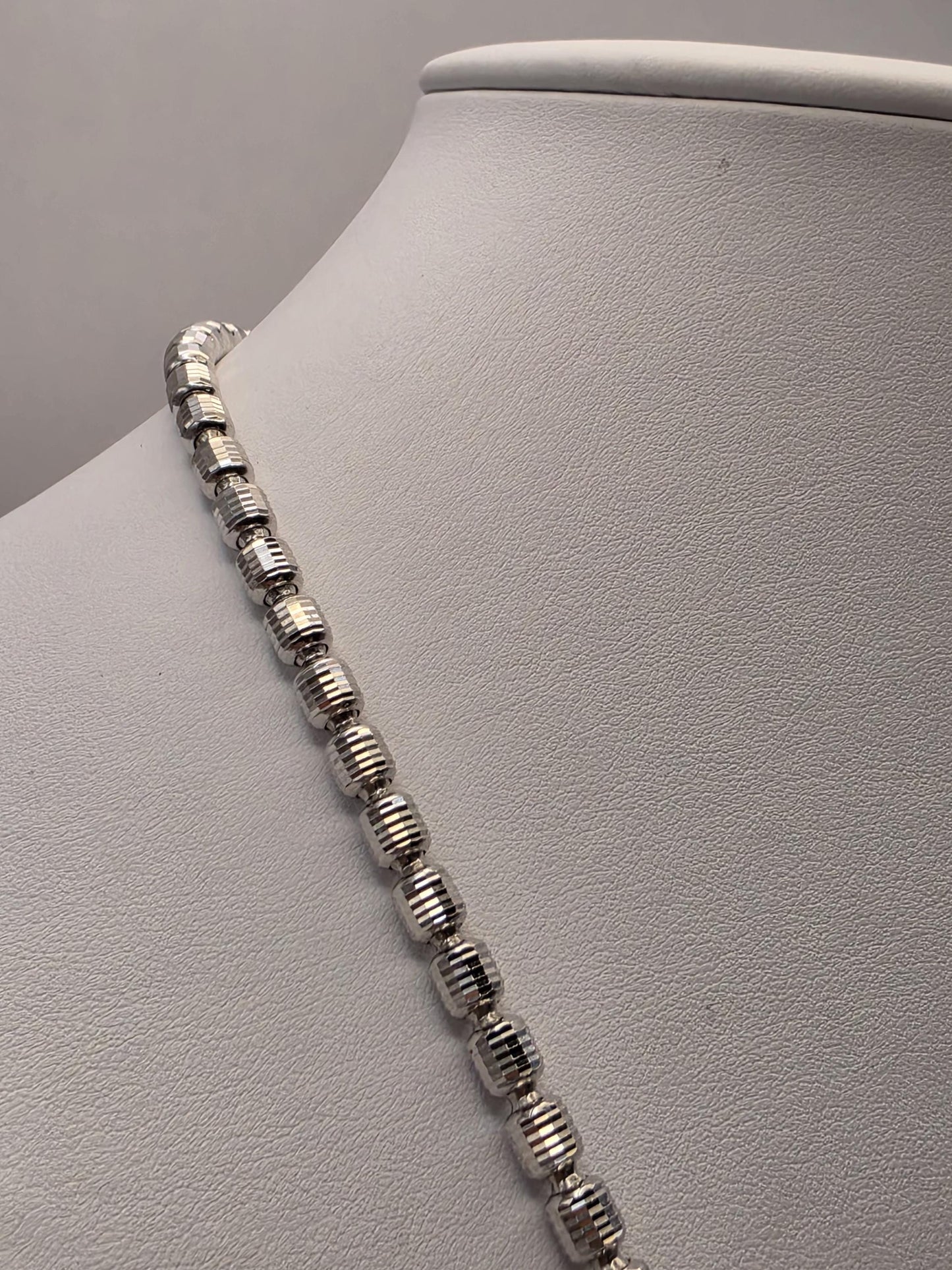 Sterling Silver Diamond Cut Drum Bead Chain Necklace — 4.8mm 22 Inch 925
