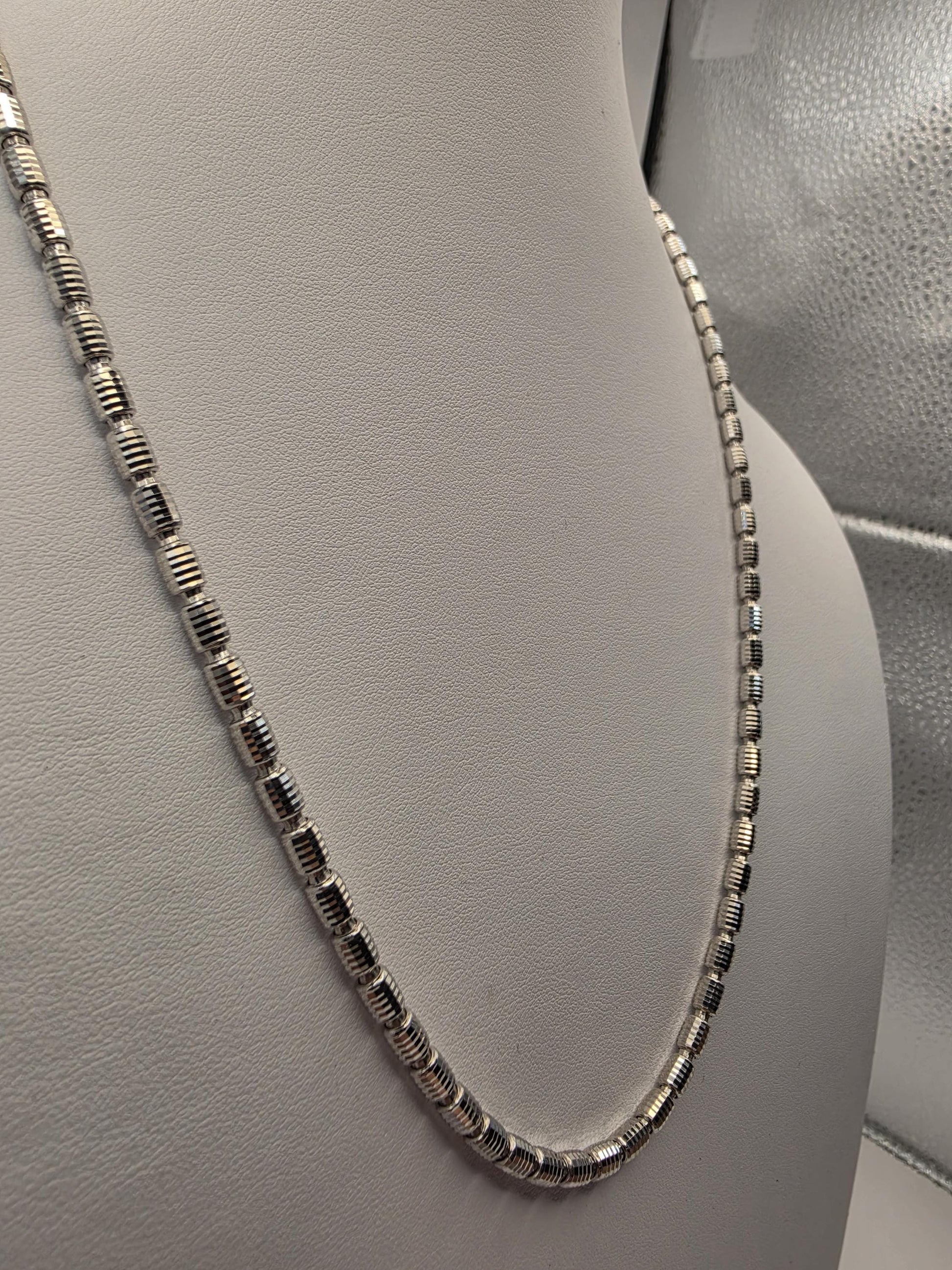 Sterling Silver Diamond Cut Drum Bead Chain Necklace — 3.6mm 22 Inch 925