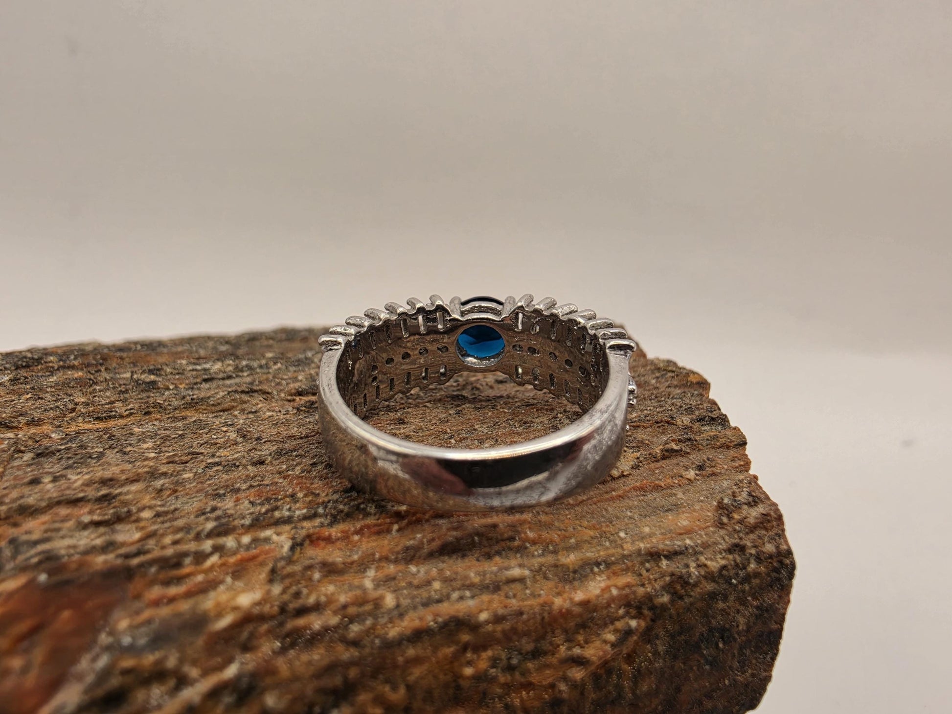 Sterling Silver Blue Oval CZ Baguette Halo Ring Size 7 Sapphire Style Cocktail 925 Women 4.7g
