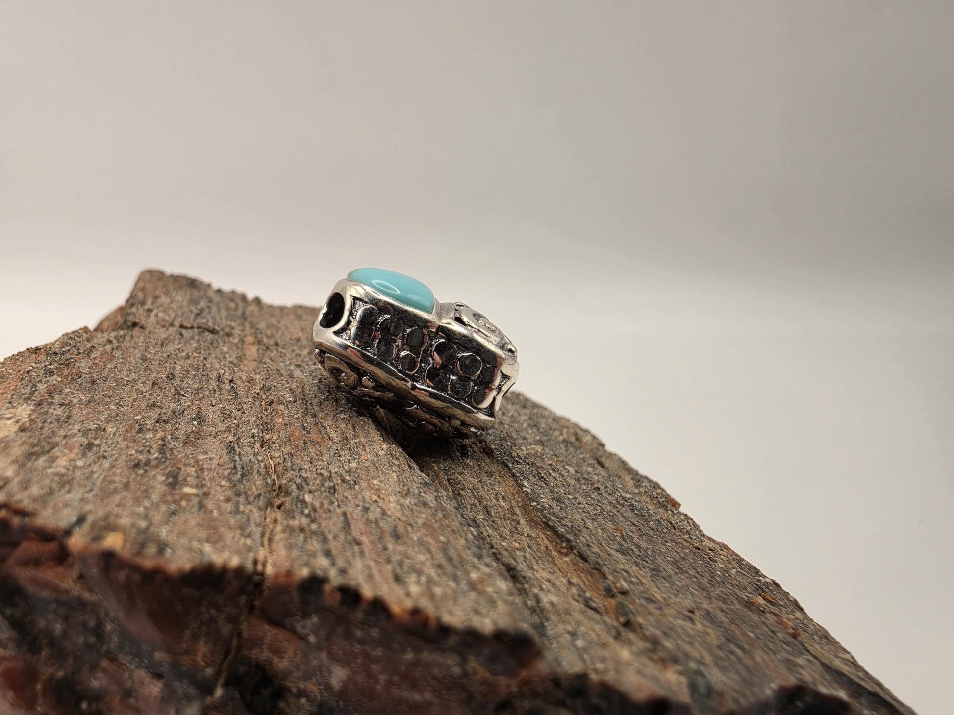 Sterling Silver Filigree Teardrop Turquoise Pendant | 925 Silver | 21.4mm | Scrollwork Cab Pendant
