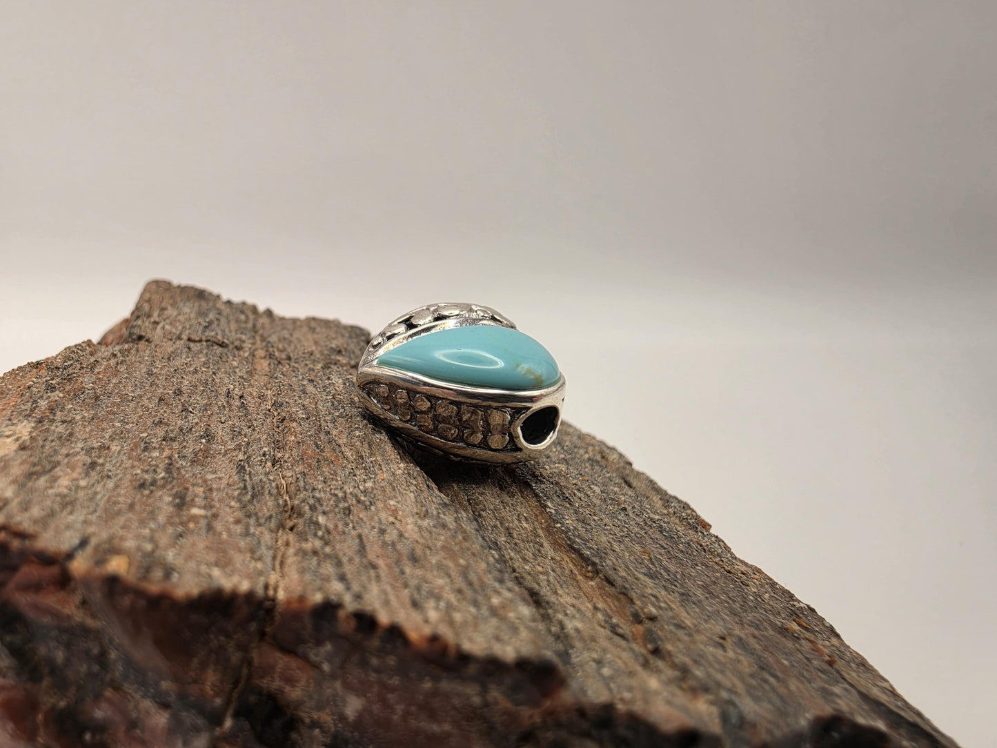 Sterling Silver Filigree Teardrop Turquoise Pendant | 925 Silver | 21.4mm | Scrollwork Cab Pendant