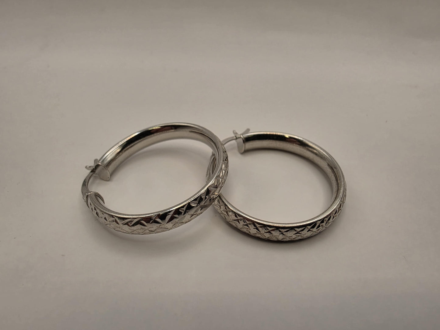 Sterling Silver Diamond Cut Faceted Hoop Earrings 1" 925 Sparkly Textured Everyday Classic Jewelry Gift for Her Womens