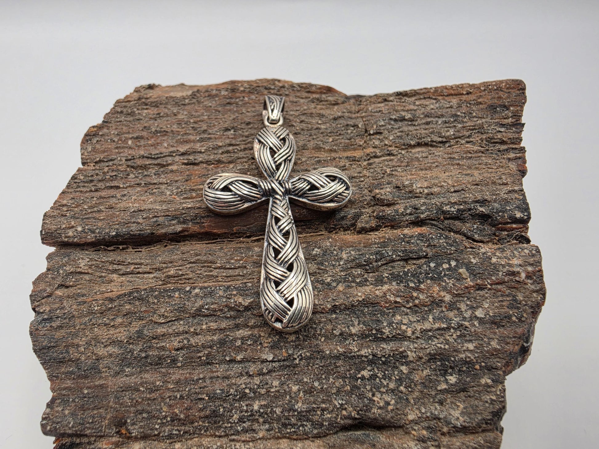 Sterling Silver Braided Woven Cross Pendant | 925 Silver | 36.8mm | Rope Texture Cross Charm