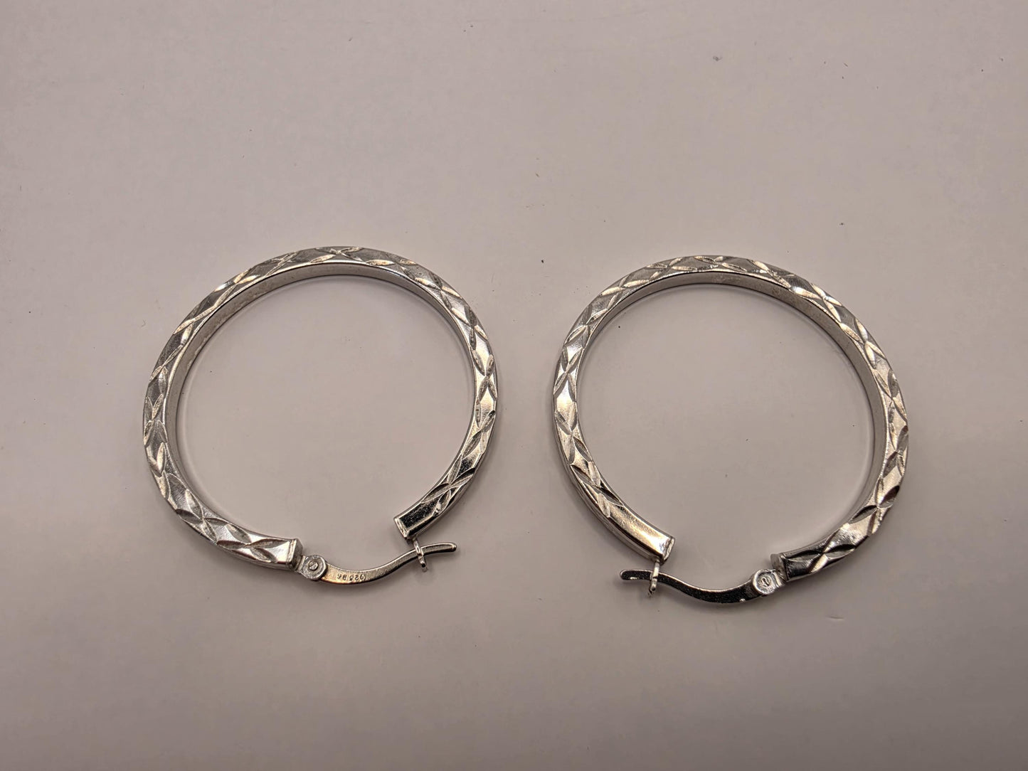Sterling Silver Diamond Cut Hoop Earrings | 925 Silver | 1.5 Inch | Faceted Sparkle Hoops | Womens Everyday Hoops