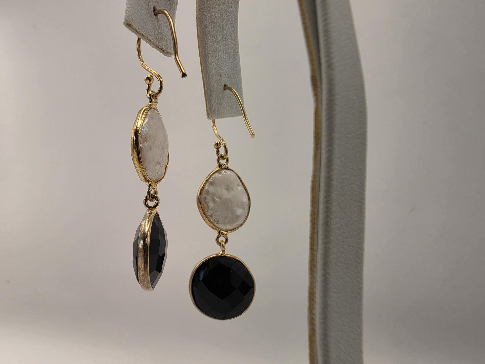 Gold Plated Pearl Onyx Drop Earrings | 925 Silver | Freshwater Pearl & Black Onyx | Womens Dangle Drop Earrings Gift