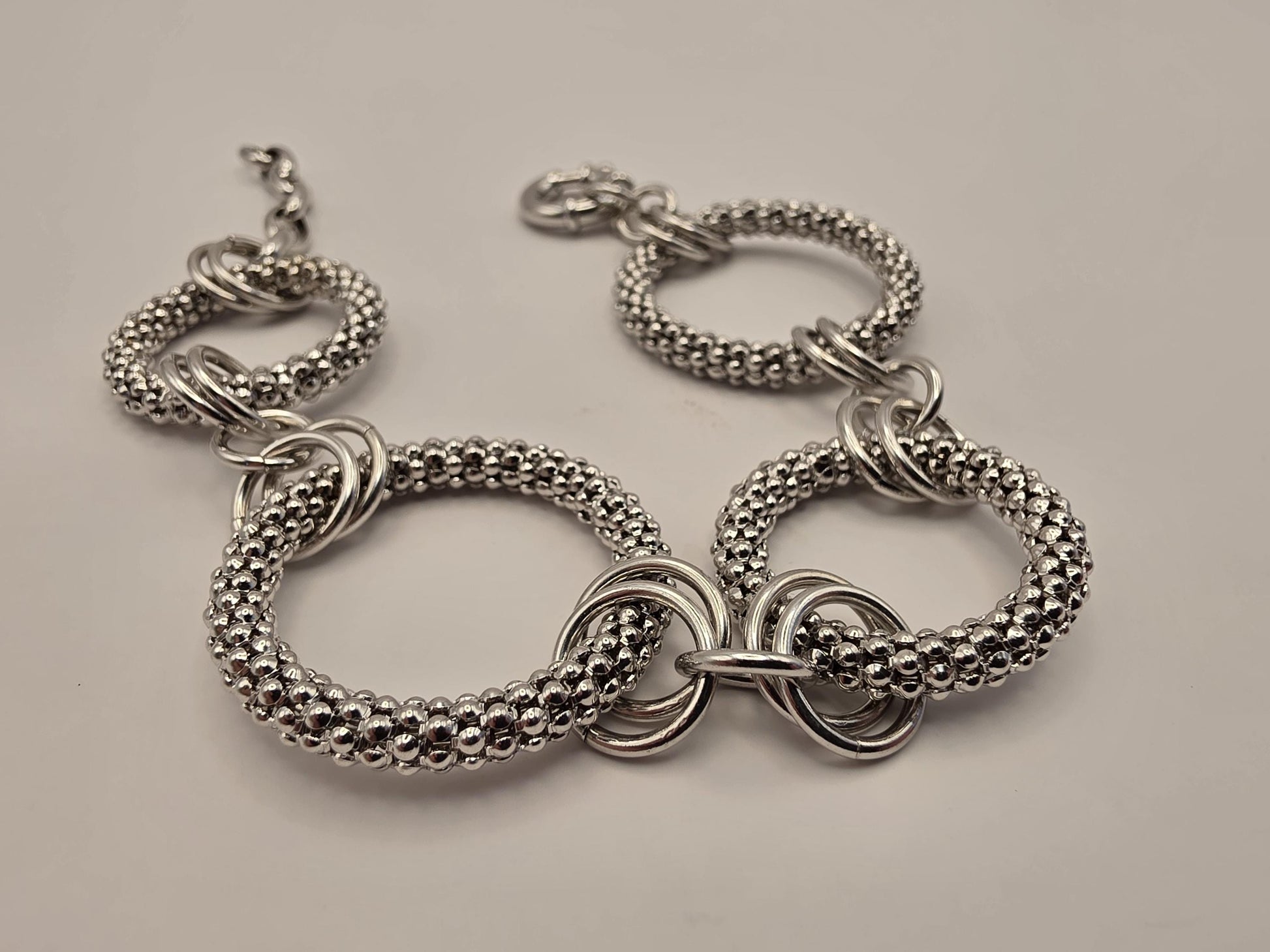 Sterling Silver Circle Link Bracelet, Graduated Round Link, 925 Silver, 9 in, Coreana Chain, Statement Bracelet, Unisex, Gift for Her