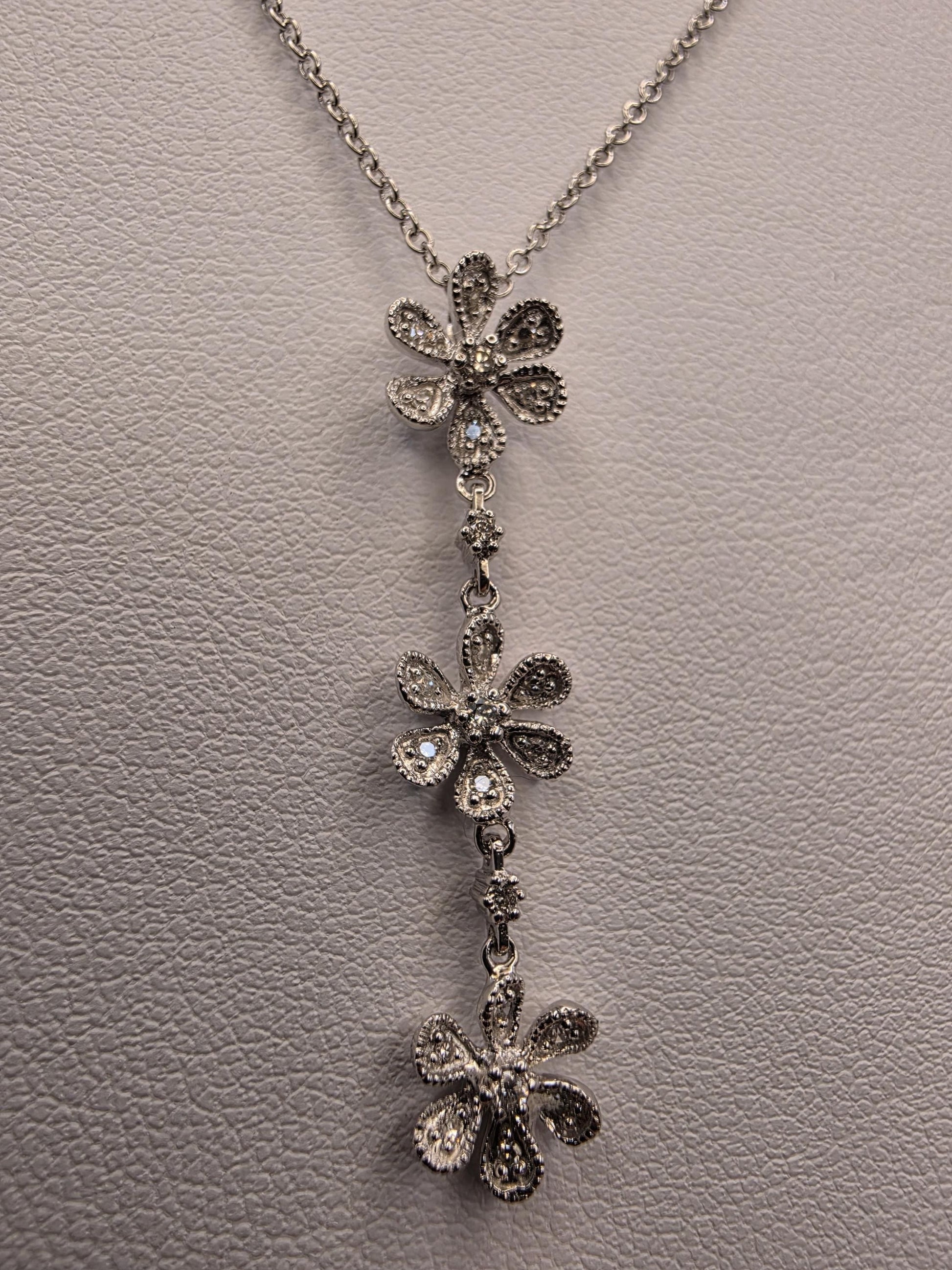 14K White Gold Diamond Flower Drop Necklace Triple Daisy Lariat Pendant Floral Pave Diamond Y Necklace Vintage Style Gift for Her 18 Inch