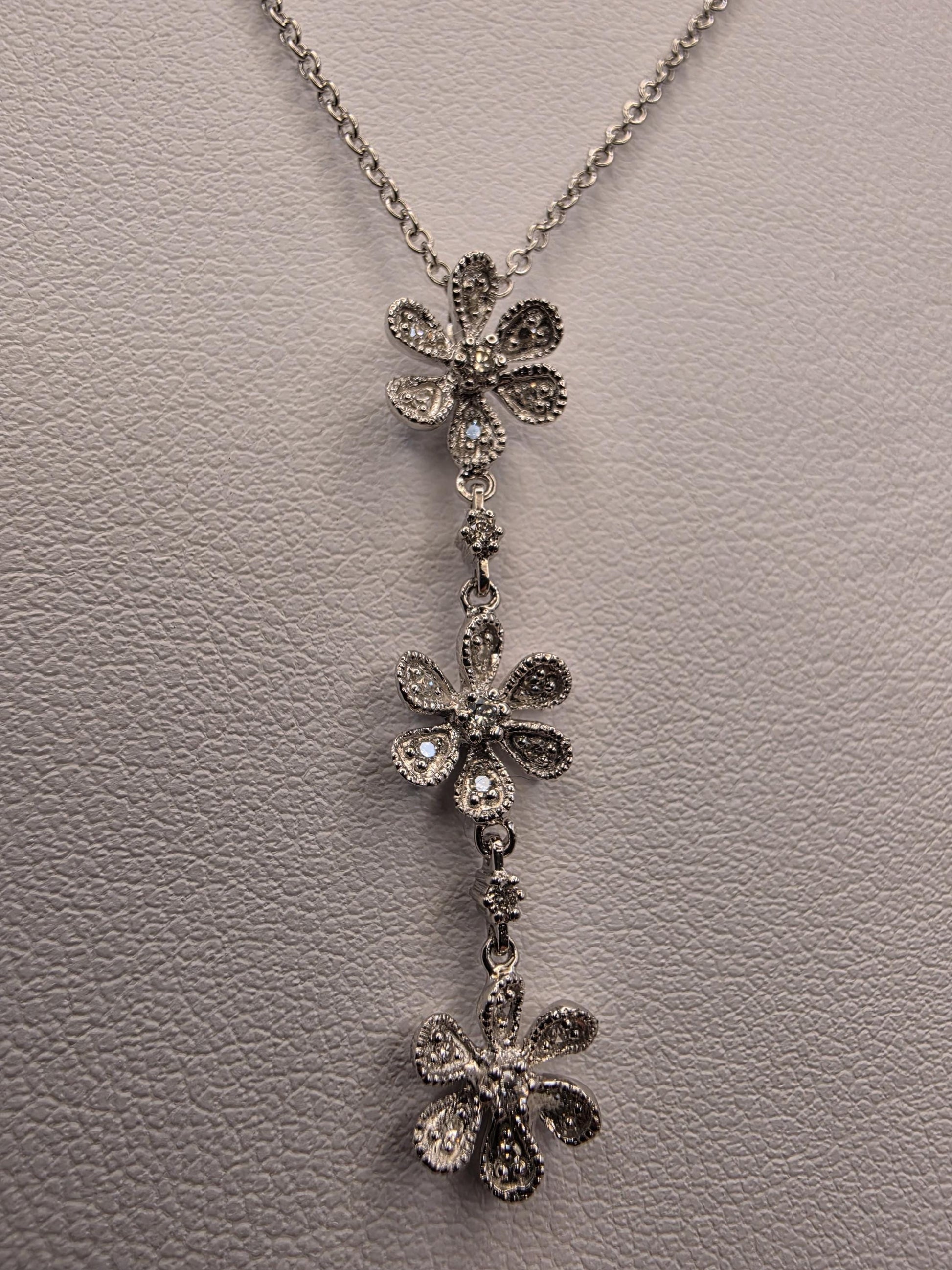 14K White Gold Diamond Flower Drop Necklace Triple Daisy Lariat Pendant Floral Pave Diamond Y Necklace Vintage Style Gift for Her 18 Inch