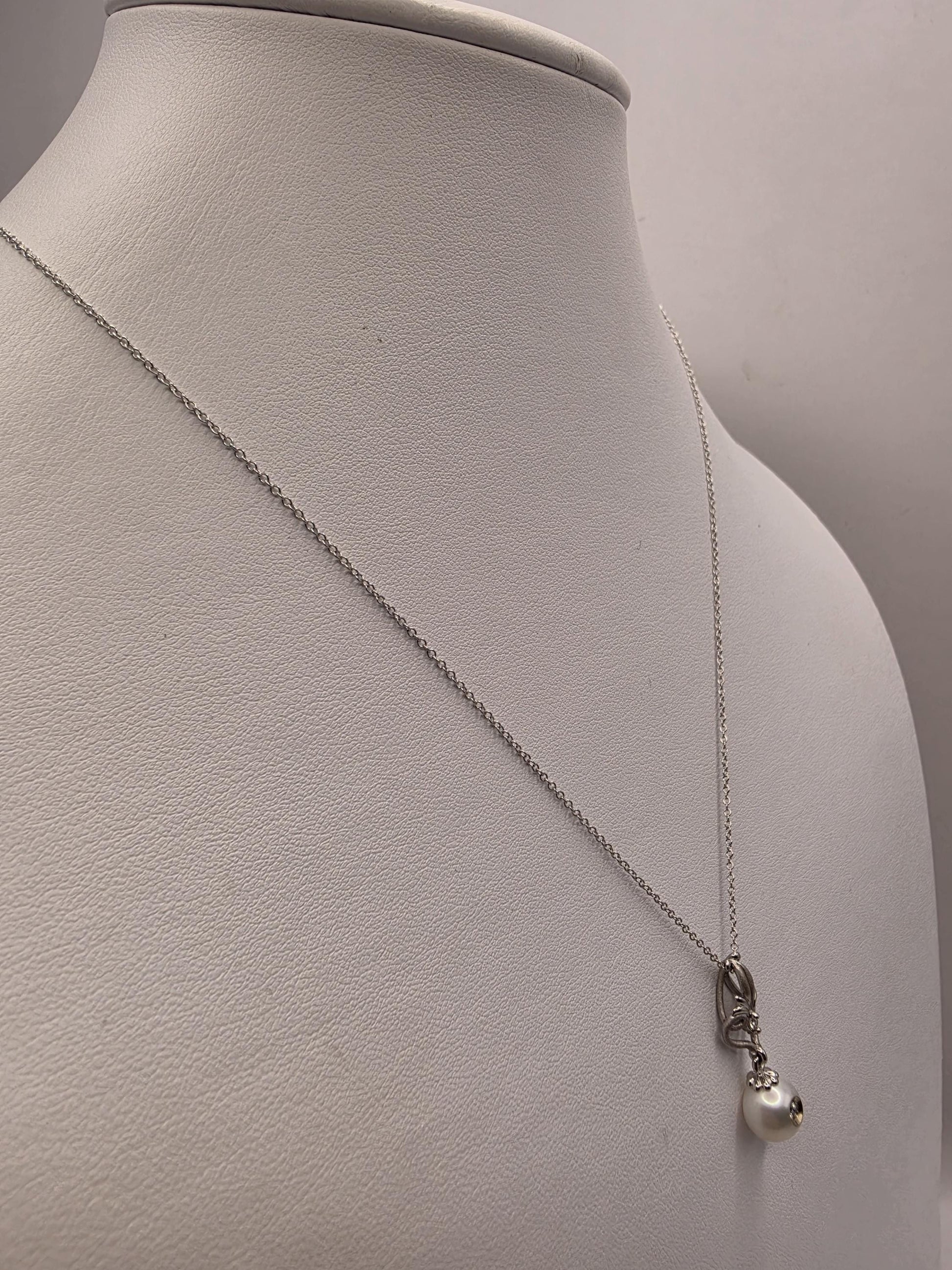14K White Gold Pearl and Diamond Drop Necklace Vintage Filigree Cultured Pearl Pendant Milgrain Antique Style Bridal Gift for Her 18 Inch
