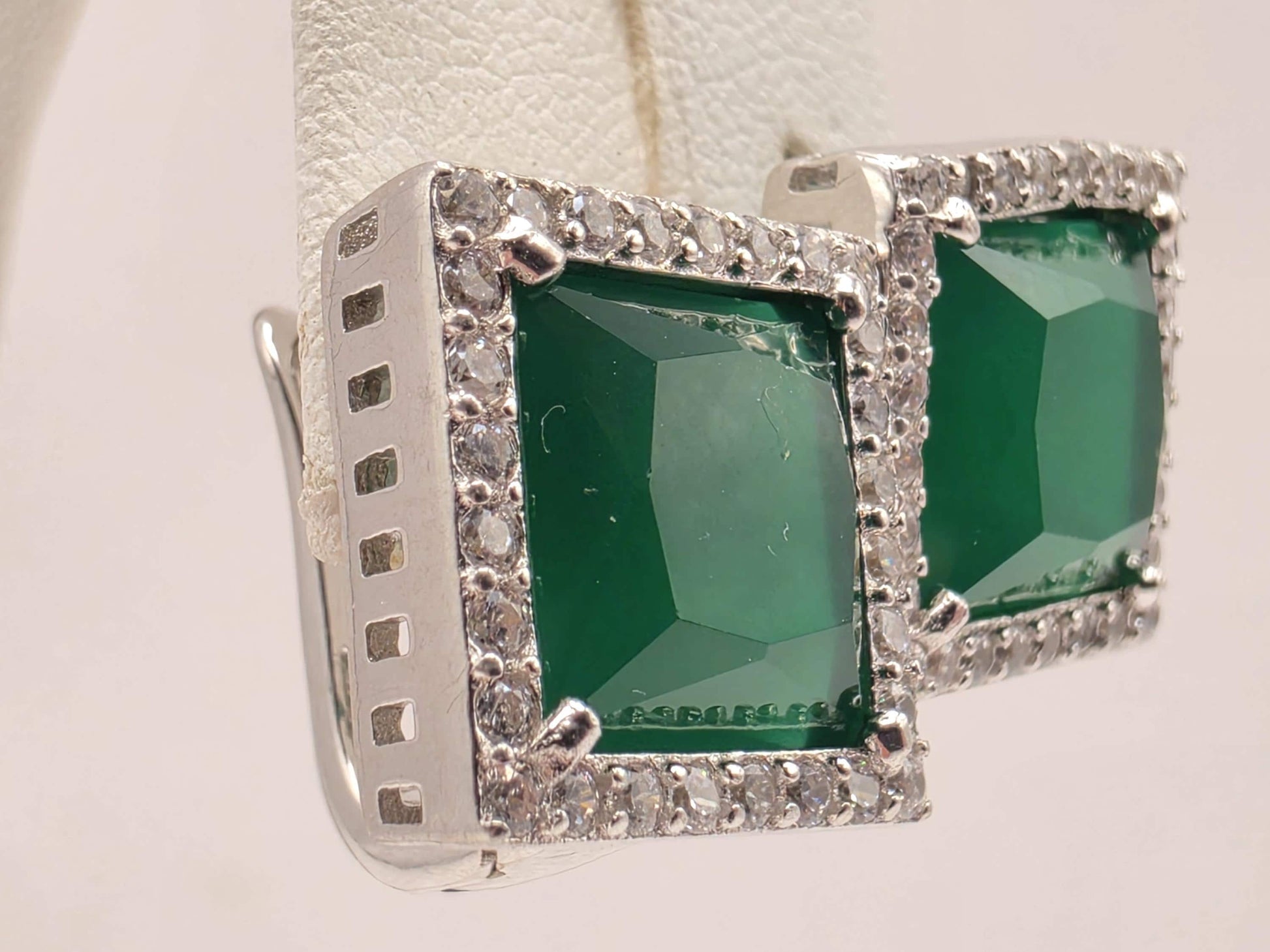 925 Sterling Silver Green Stone Stud Earrings Square Halo CZ Emerald Green Statement Studs Womens Fashion Jewelry Gift for Her