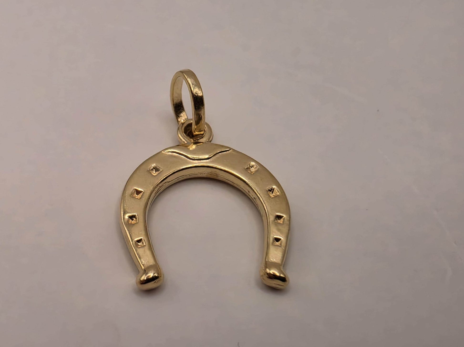 Solid 14K Yellow Gold Horseshoe Pendant Lucky Good Luck Charm Cowboy Western Equestrian Jewelry Gift Diamond Cut Detail Small Necklace Charm