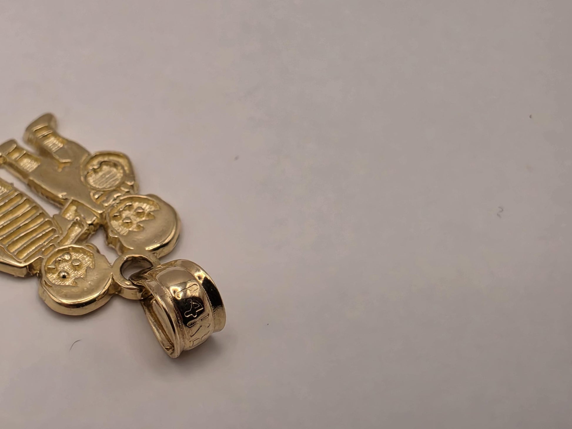 Solid 14K Yellow Gold Boy and Girl Pendant Brother Sister Children Charm Two Kids Family Mom Jewelry Gift Diamond Cut Detail Necklace Charm