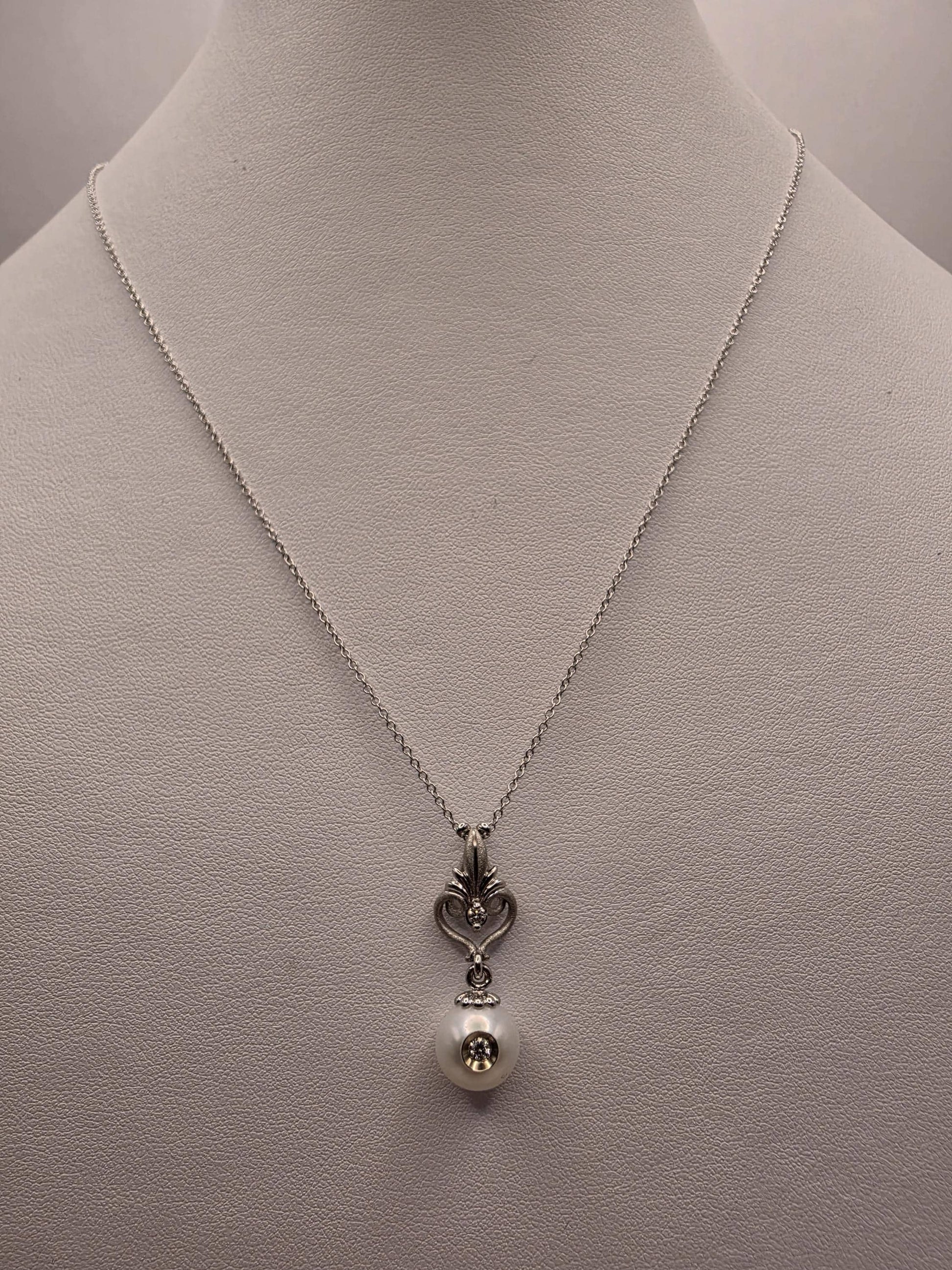 14K White Gold Pearl and Diamond Drop Necklace Vintage Filigree Cultured Pearl Pendant Milgrain Antique Style Bridal Gift for Her 18 Inch