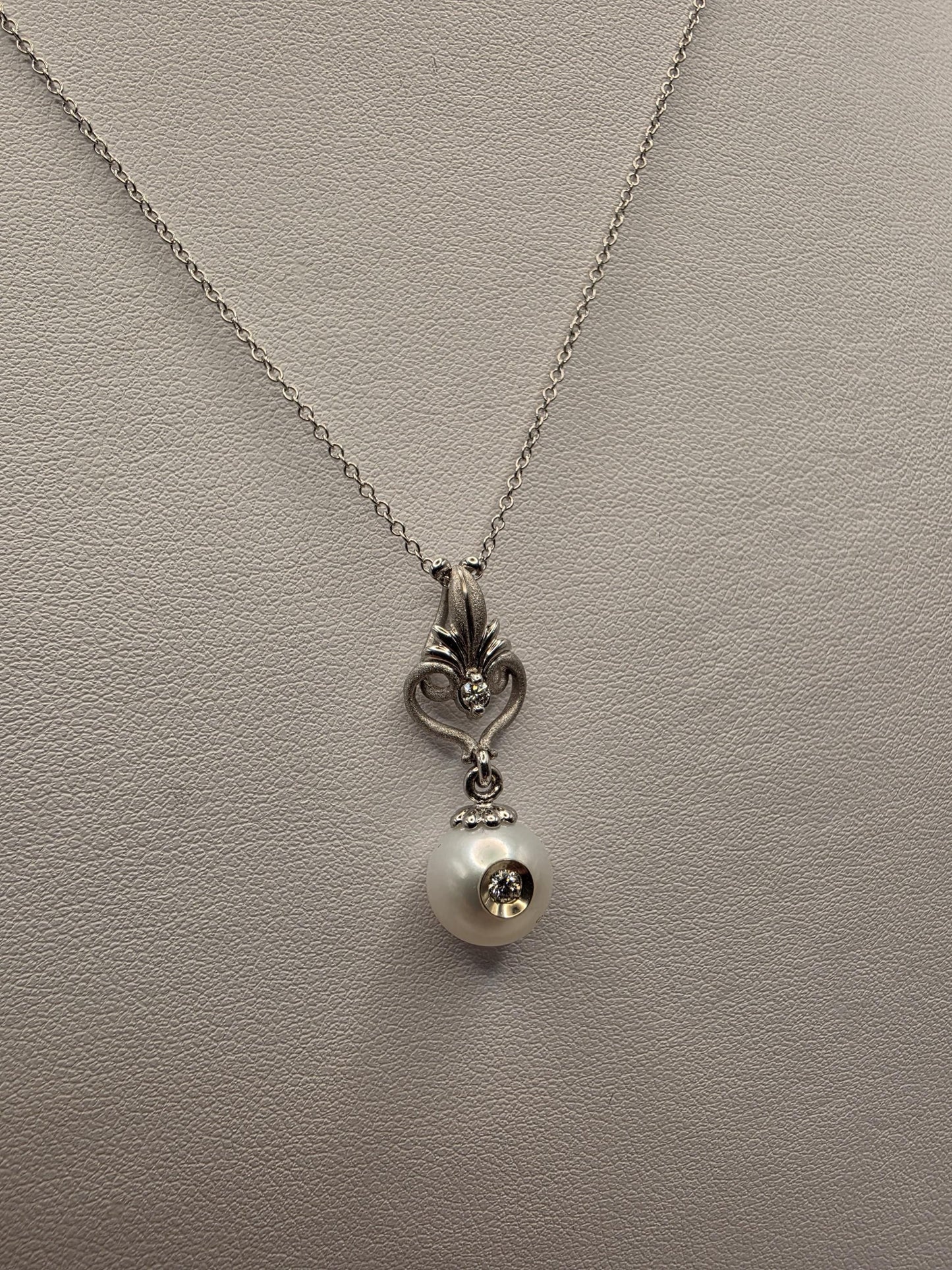 14K White Gold Pearl and Diamond Drop Necklace Vintage Filigree Cultured Pearl Pendant Milgrain Antique Style Bridal Gift for Her 18 Inch