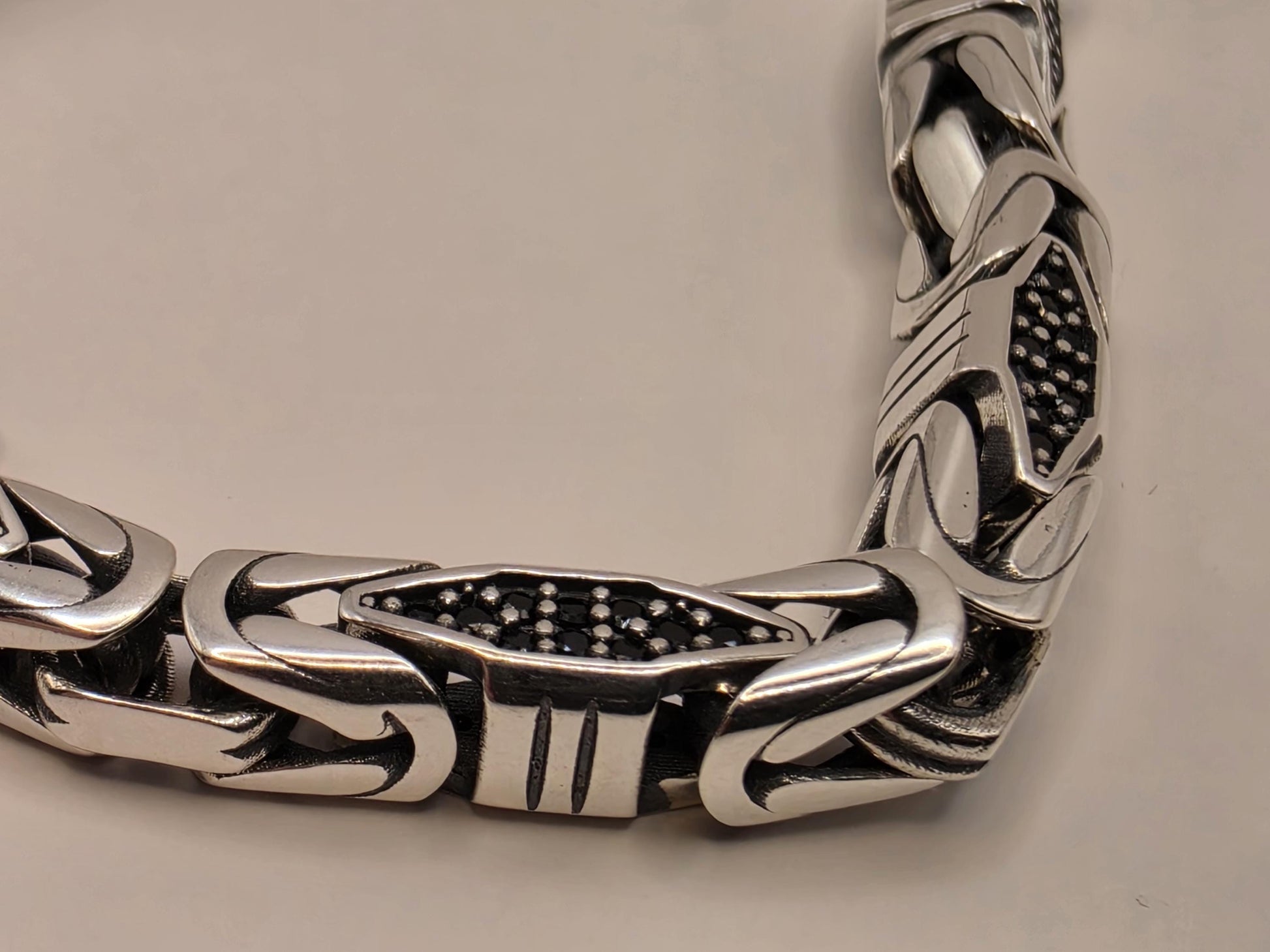 Solid 925 Sterling Silver Geometric Station Bracelet 5mm Mens Oxidized Dotwork Bali Link 8 Inch 21.4 Grams Gift for Him