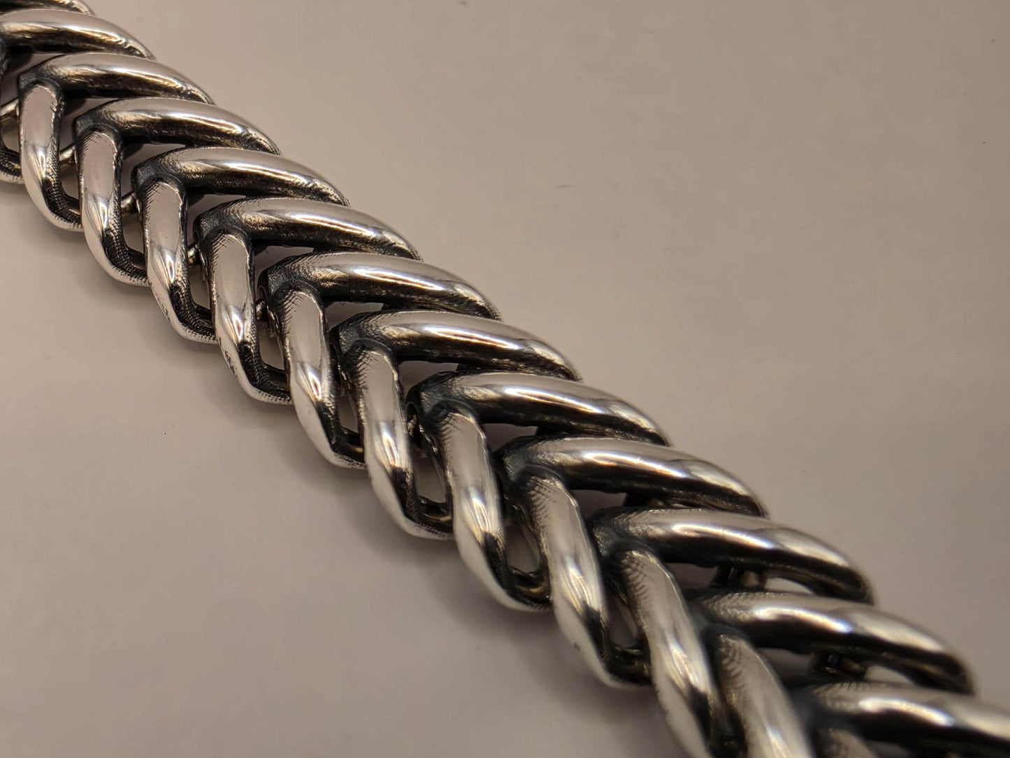 Solid 925 Sterling Silver Woven Chevron Bracelet 9mm Mens Heavy Braided V Link 8 Inch 22.3 Grams Oxidized Clasp Gift for Him