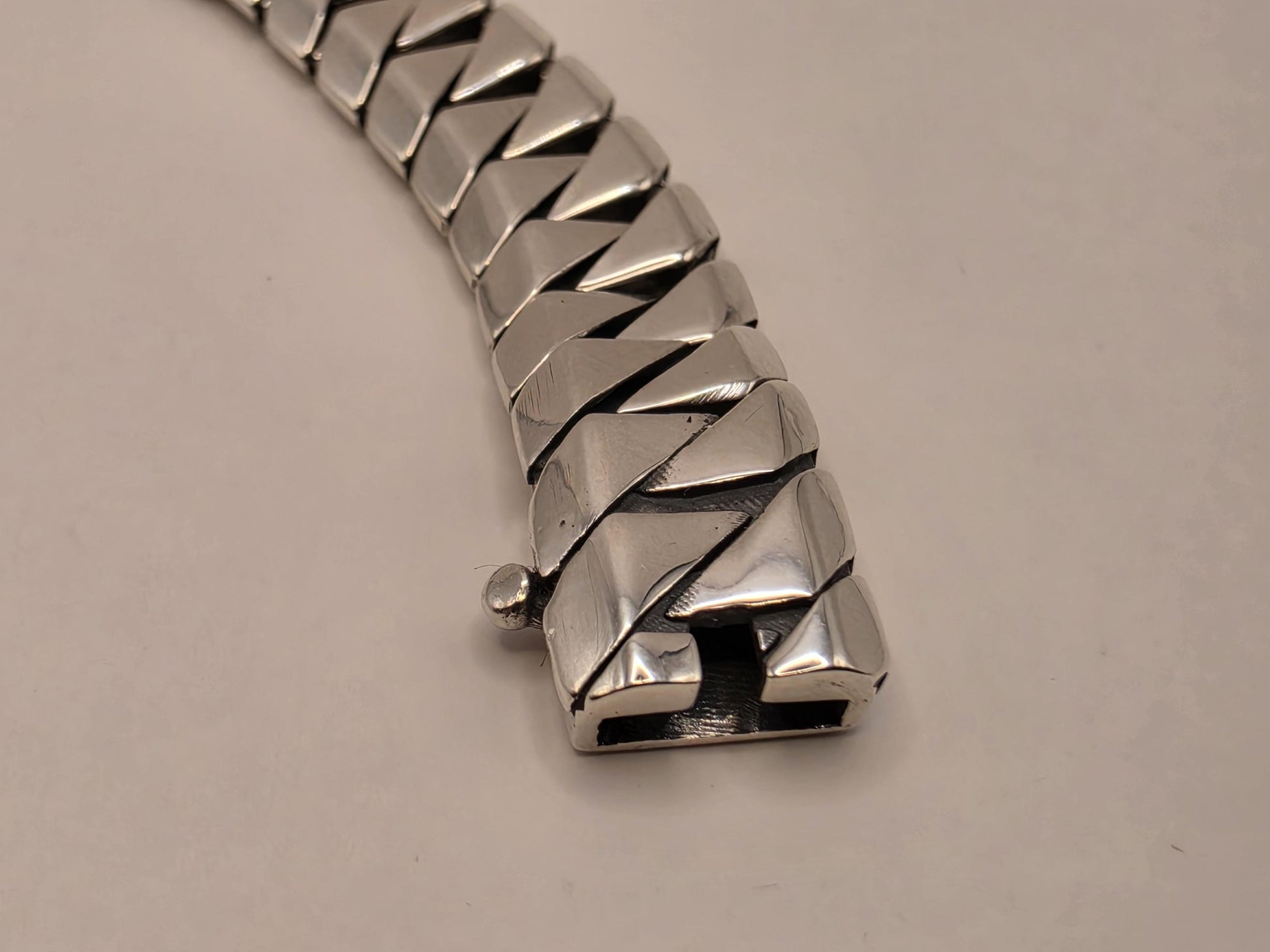Solid 925 Sterling Silver Fancy Link Bracelet 9.5mm Mens Heavy Diagonal Panther Style 8 Inch 23.5 Grams High Polish Gift for Him Boyfriend