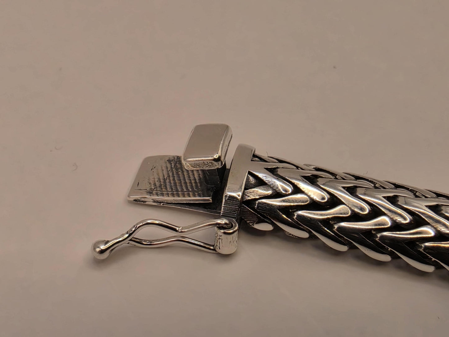 Solid 925 Sterling Silver Woven Foxtail Bracelet 8.5mm Mens Extra Heavy Bali Weave 8 Inch 32.9 Grams Oxidized Clasp Statement Gift for Him