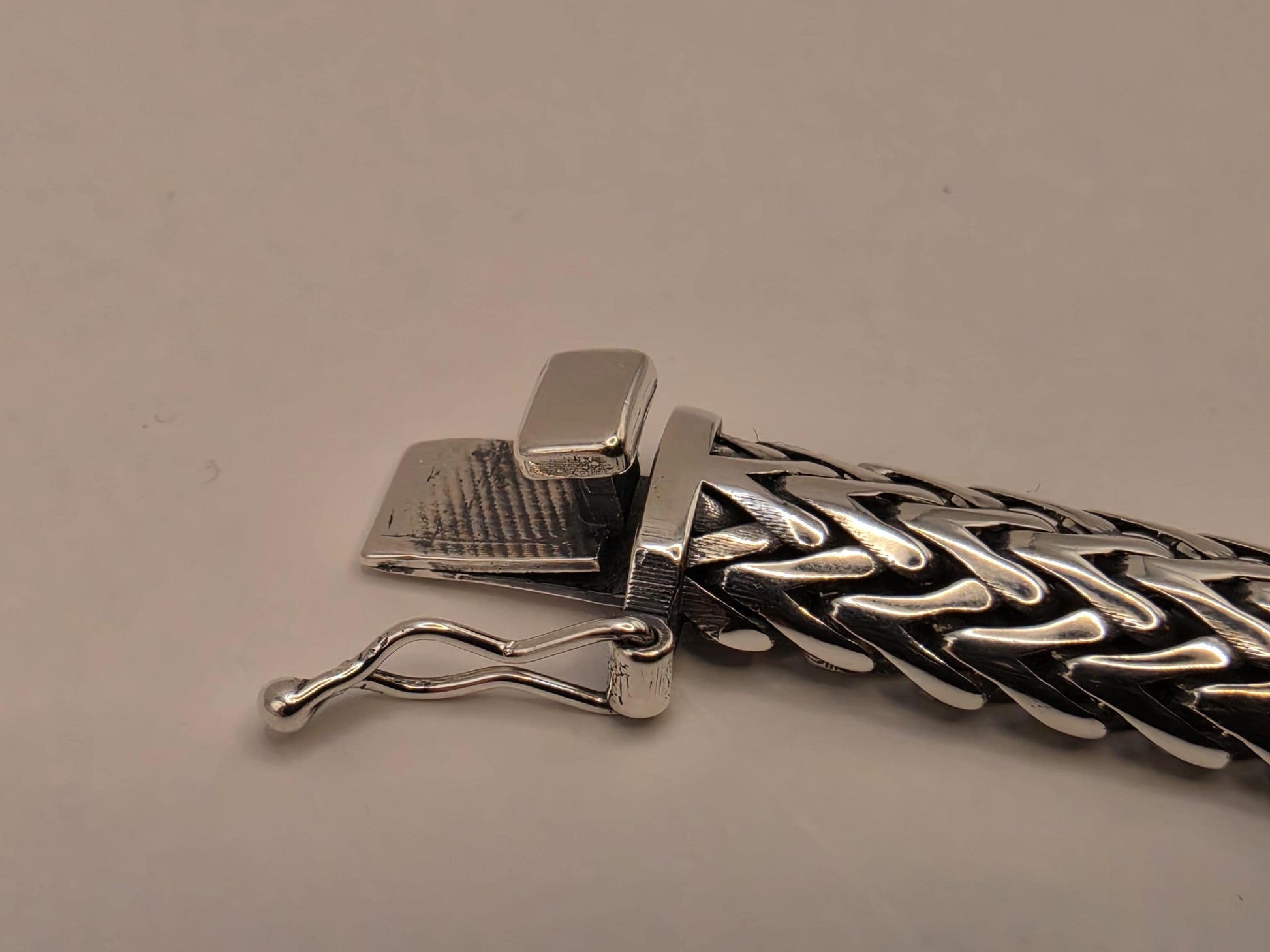 Solid 925 Sterling Silver Woven Foxtail Bracelet 8.5mm Mens Extra Heavy Bali Weave 8 Inch 32.9 Grams Oxidized Clasp Statement Gift for Him