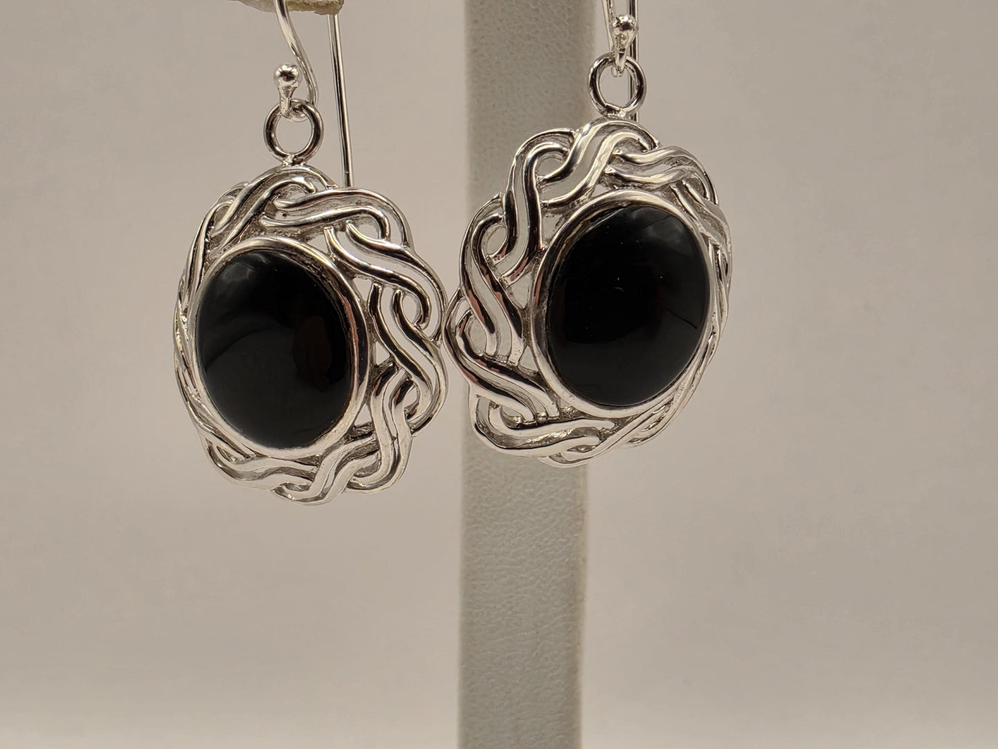 Black Onyx Earrings Sterling Silver Round Cabochon Woven Halo Dangle 1 Inch 9.3 Grams Celtic Bali Statement Gift for Her
