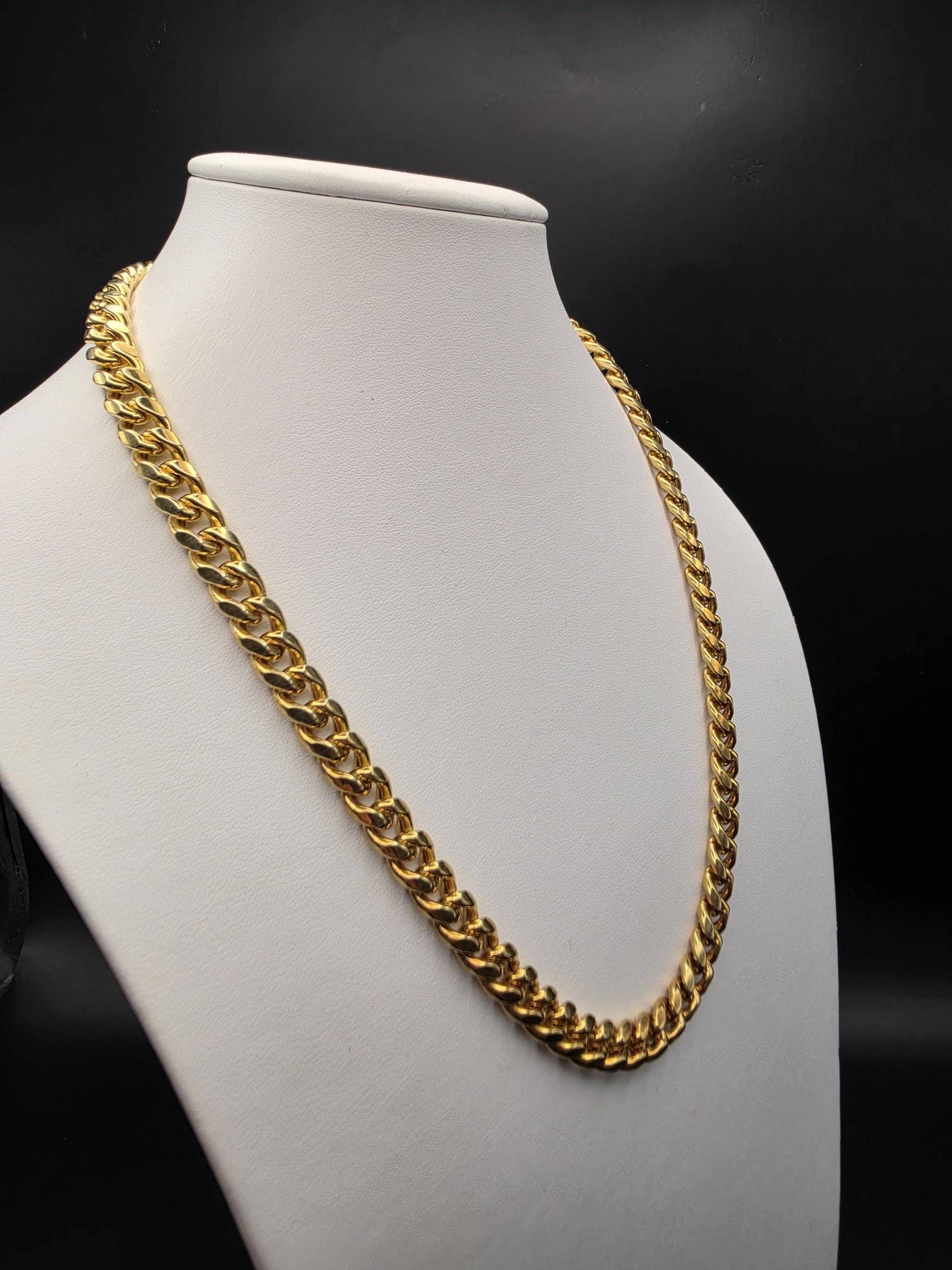 Gold Plated 925 Sterling Silver Miami Cuban Link Chain Necklace 22 Inch 8.8mm Mens Hip Hop Curb Chain Heavy Statement Gift for Him Boyfriend
