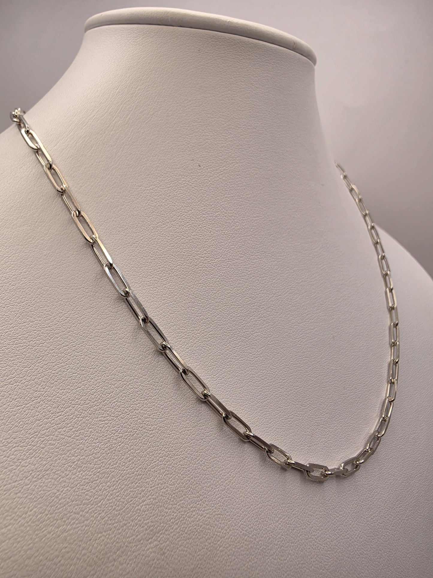 Sterling Silver Paperclip Chain Necklace 18 Inch 3.5mm 9 Grams Modern Oval Link Unisex Layering Jewelry Gift
