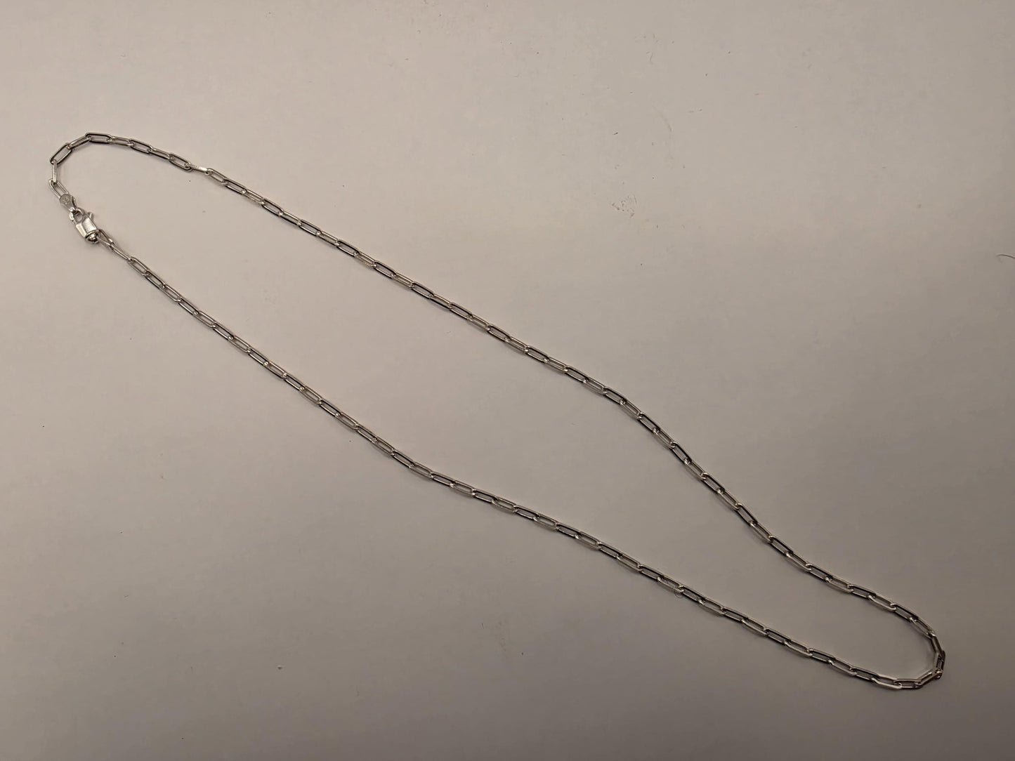 Sterling Silver Paperclip Chain Necklace 20 Inch 3mm 6.3 Grams Minimal Oval Link Layering Jewelry Gift