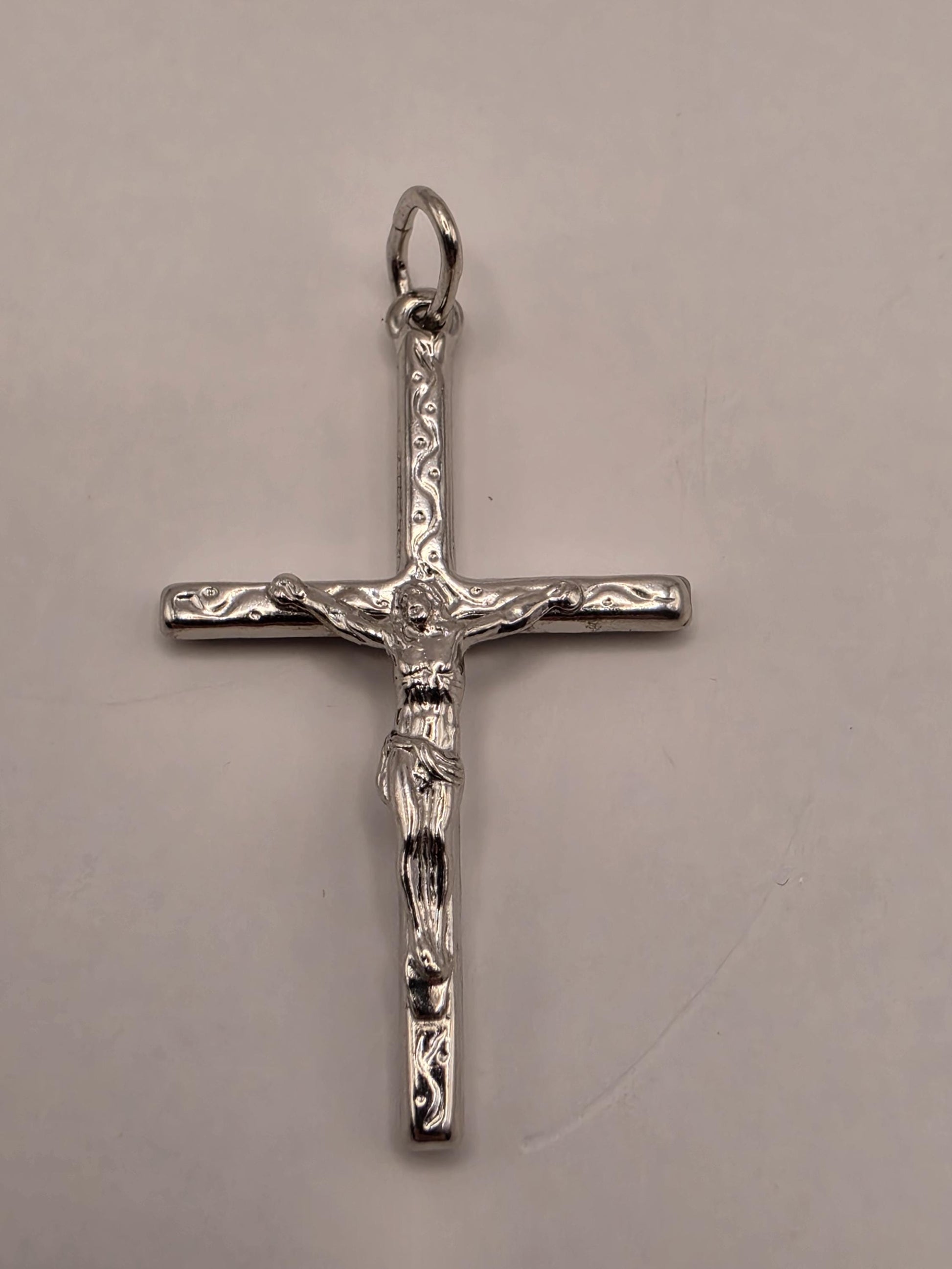 Solid 925 Sterling Silver Jesus Crucifix Cross Pendant 1.5 x 1 Inch 2.1 Grams Small Catholic Christian Faith Gift
