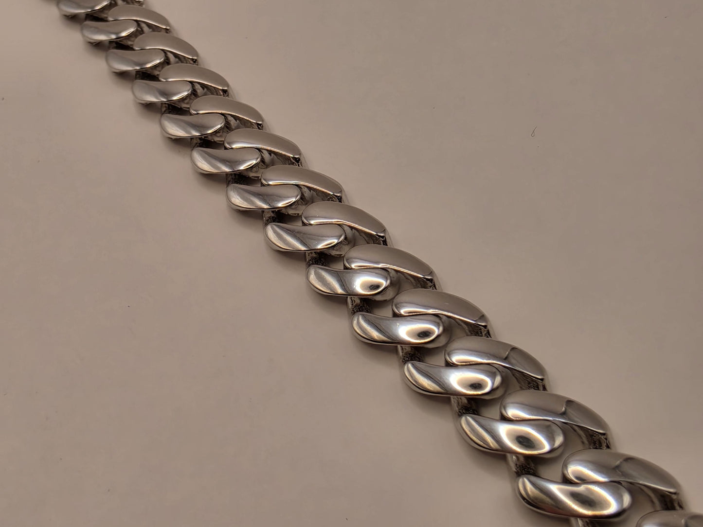 Solid 925 Sterling Silver Miami Cuban Link Bracelet 8.5mm Mens Heavy Curb Chain 8 Inch 19 Grams Polished Box Clasp Gift for Him Boyfriend