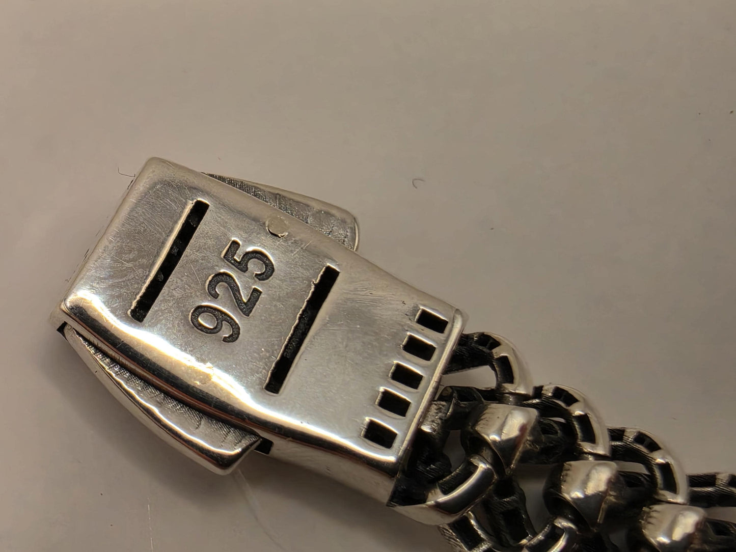 Solid 925 Sterling Silver Woven Chevron Bracelet 9mm Mens Heavy Braided V Link 8 Inch 22.3 Grams Oxidized Clasp Gift for Him