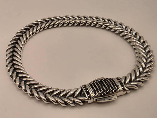 Solid 925 Sterling Silver Woven Chevron Bracelet 9mm Mens Heavy Braided V Link 8 Inch 22.3 Grams Oxidized Clasp Gift for Him