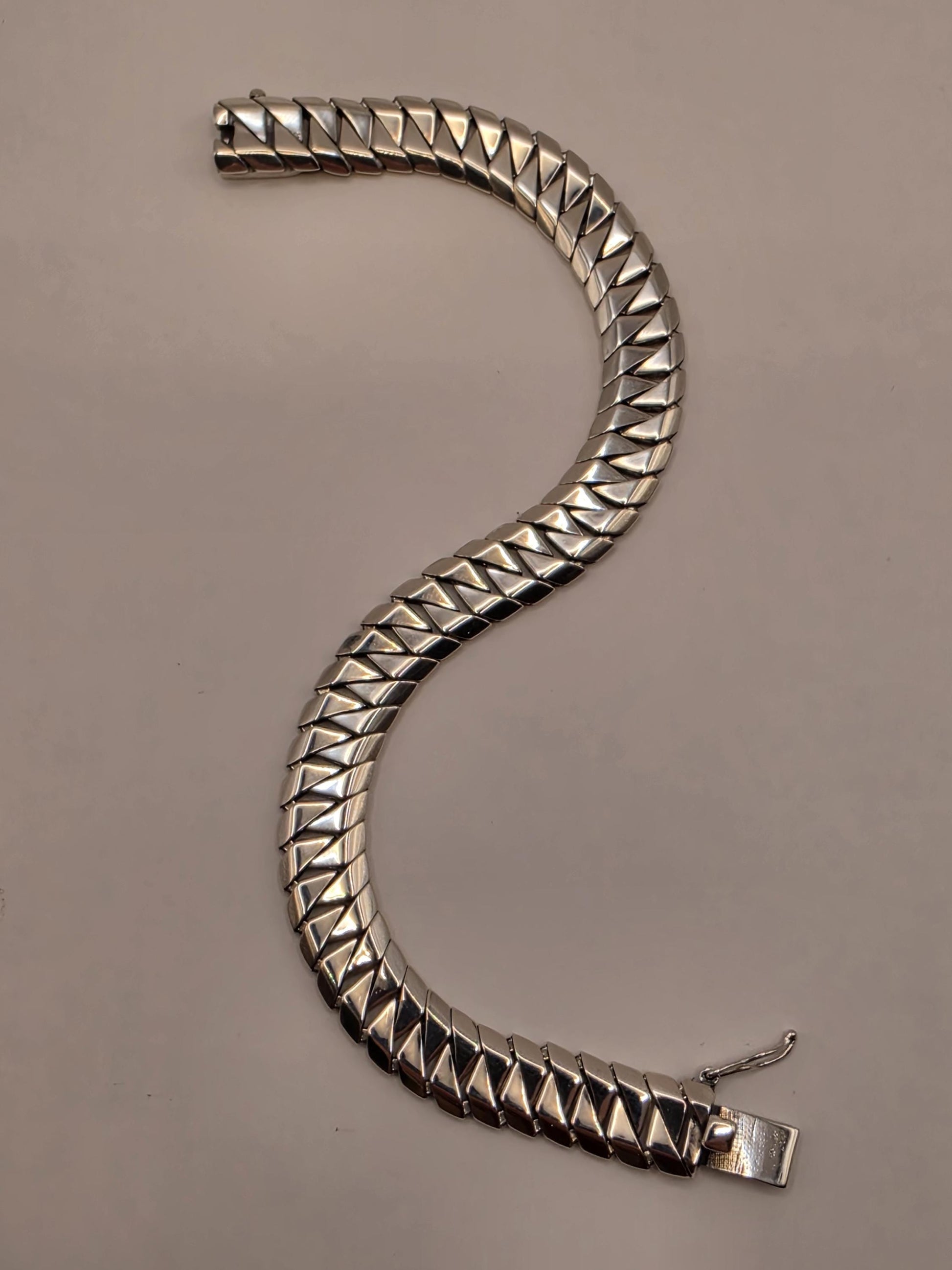 Solid 925 Sterling Silver Fancy Link Bracelet 9.5mm Mens Heavy Diagonal Panther Style 8 Inch 23.5 Grams High Polish Gift for Him Boyfriend