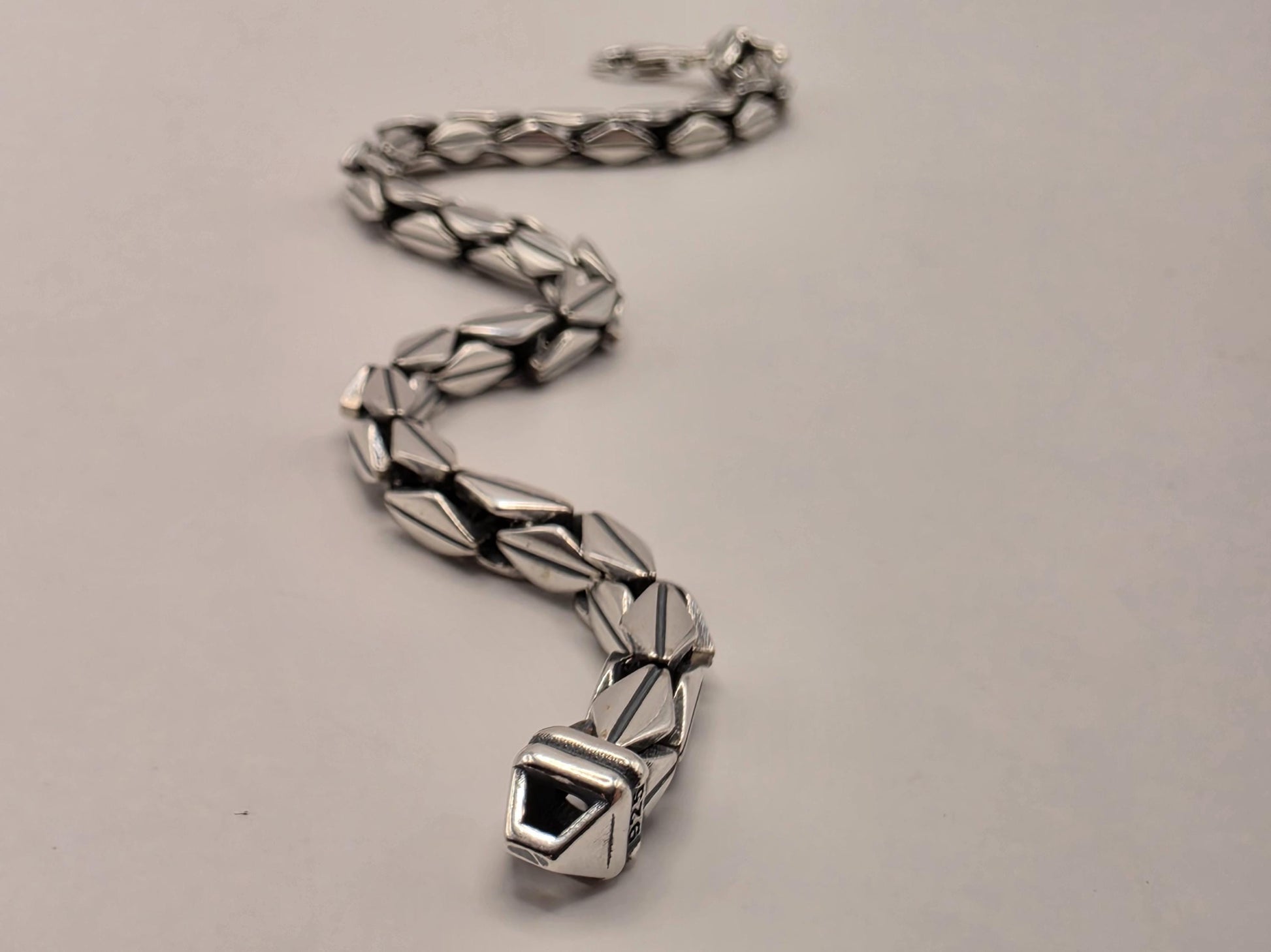 Sterling Silver Diamond Cut Leaf Bracelet 8" 5.25mm - view 2