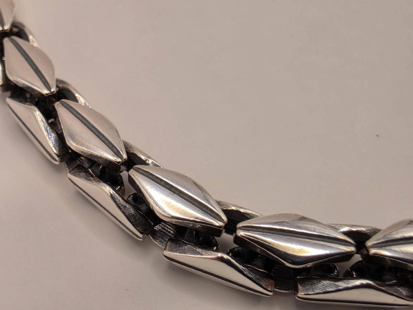 Sterling Silver Diamond Cut Leaf Bracelet 8" 5.25mm - view 4