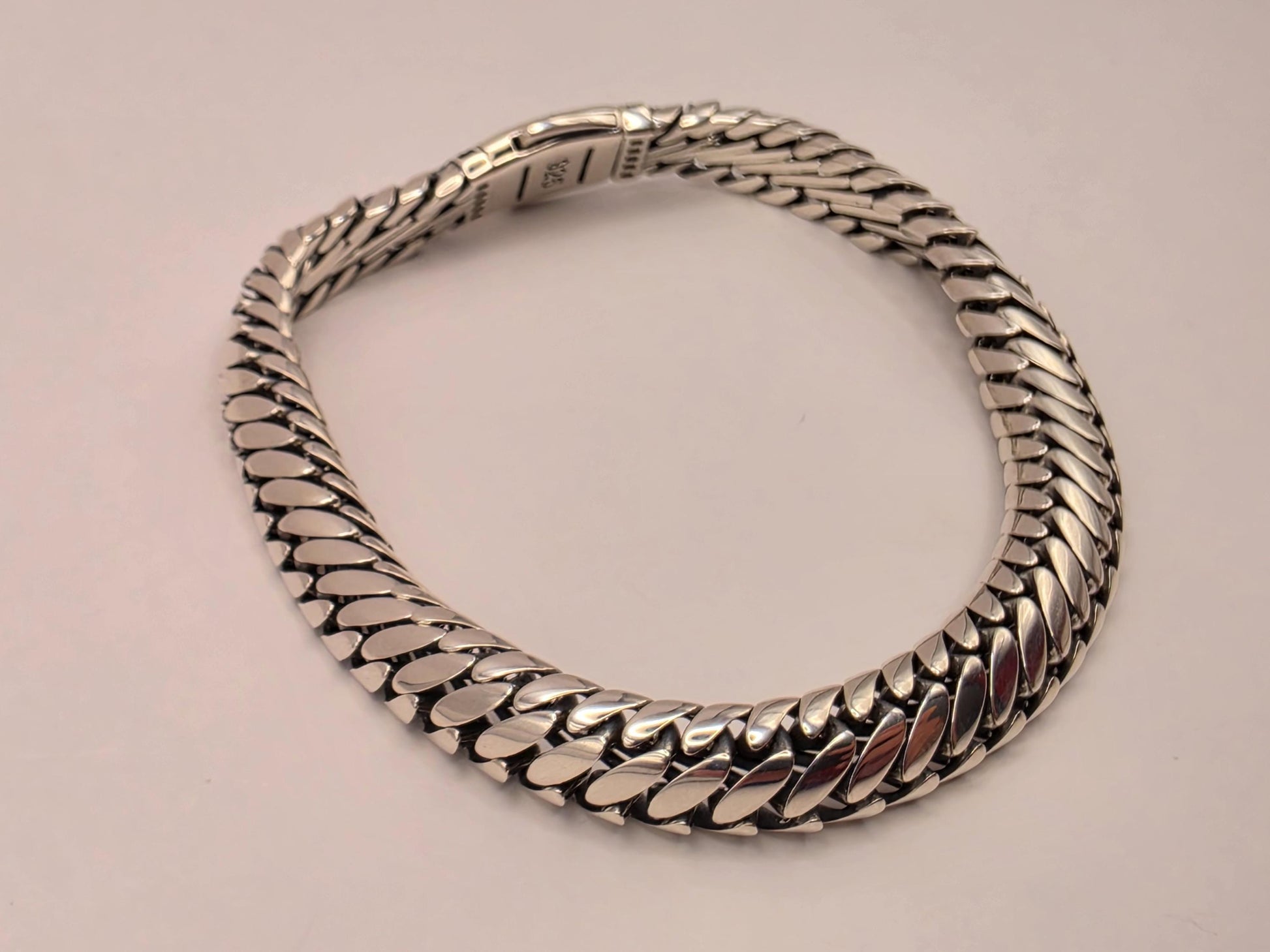 Sterling Silver Curb Chain Bracelet 8.5 Inch 8mm 26.7 Grams Unisex Statement Jewelry Gift