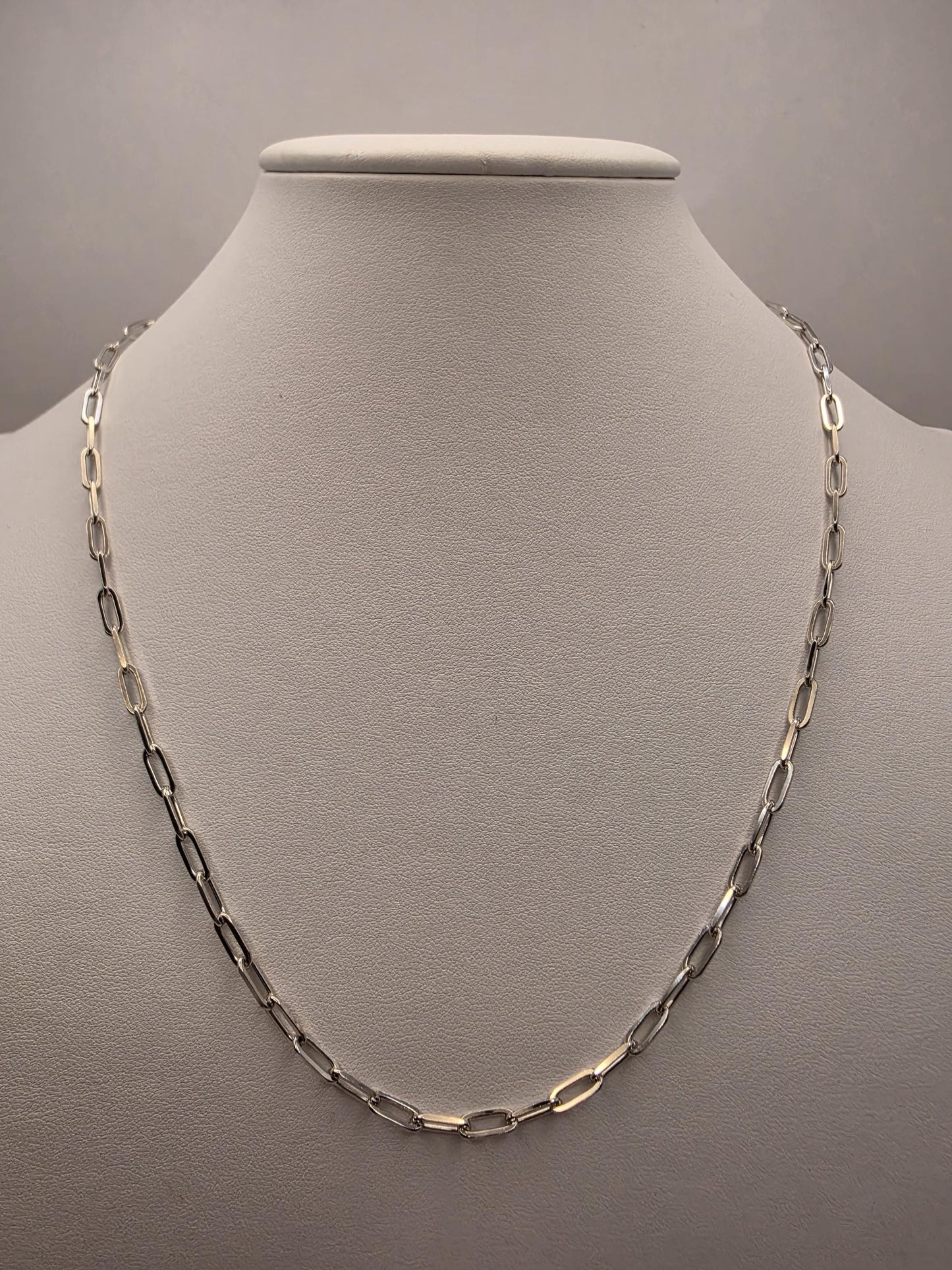 Sterling Silver Paperclip Chain Necklace 20 Inch 3.5mm 9.9 Grams Modern Oval Link Unisex Layering Jewelry Gift