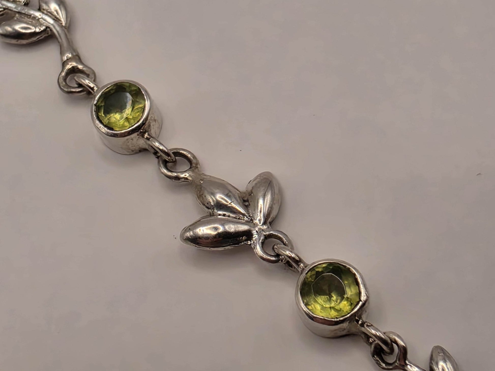 Genuine Peridot Leaf Bracelet Solid 925 Sterling Silver 7 Inch Botanical Vine August Birthstone Jewelry Gift for Her