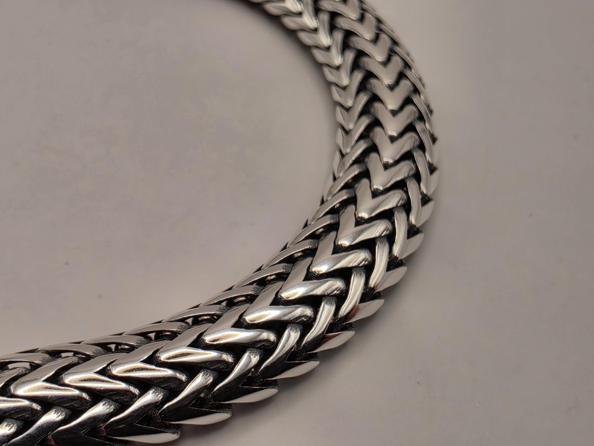 Sterling Silver Woven Chevron Bracelet 9 Inch 7mm Mens Braided V Link 22.3 Grams Oxidized Box Clasp Gift for Him