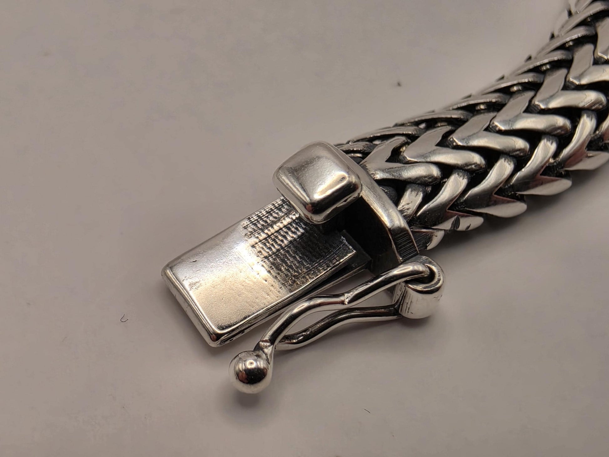 Sterling Silver Woven Chevron Bracelet 9 Inch 7mm Mens Braided V Link 22.3 Grams Oxidized Box Clasp Gift for Him