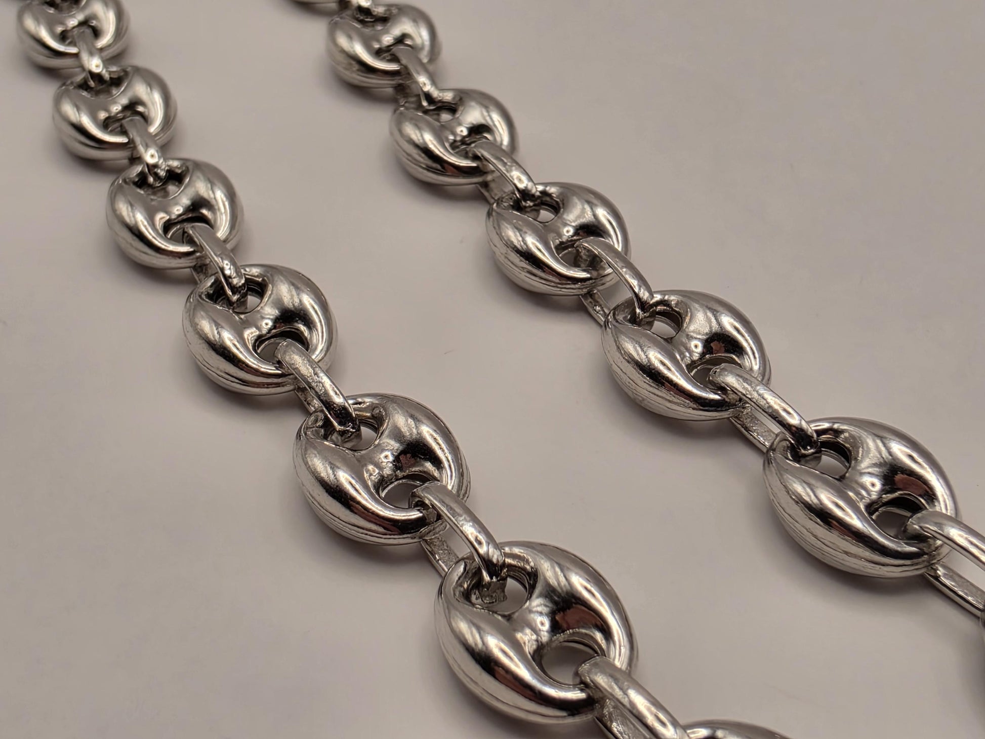 Sterling Silver Mariner Chain Necklace 20 Inch 8mm Coffee Bean Link 24.5 Grams Nautical Unisex Statement Jewelry Gift